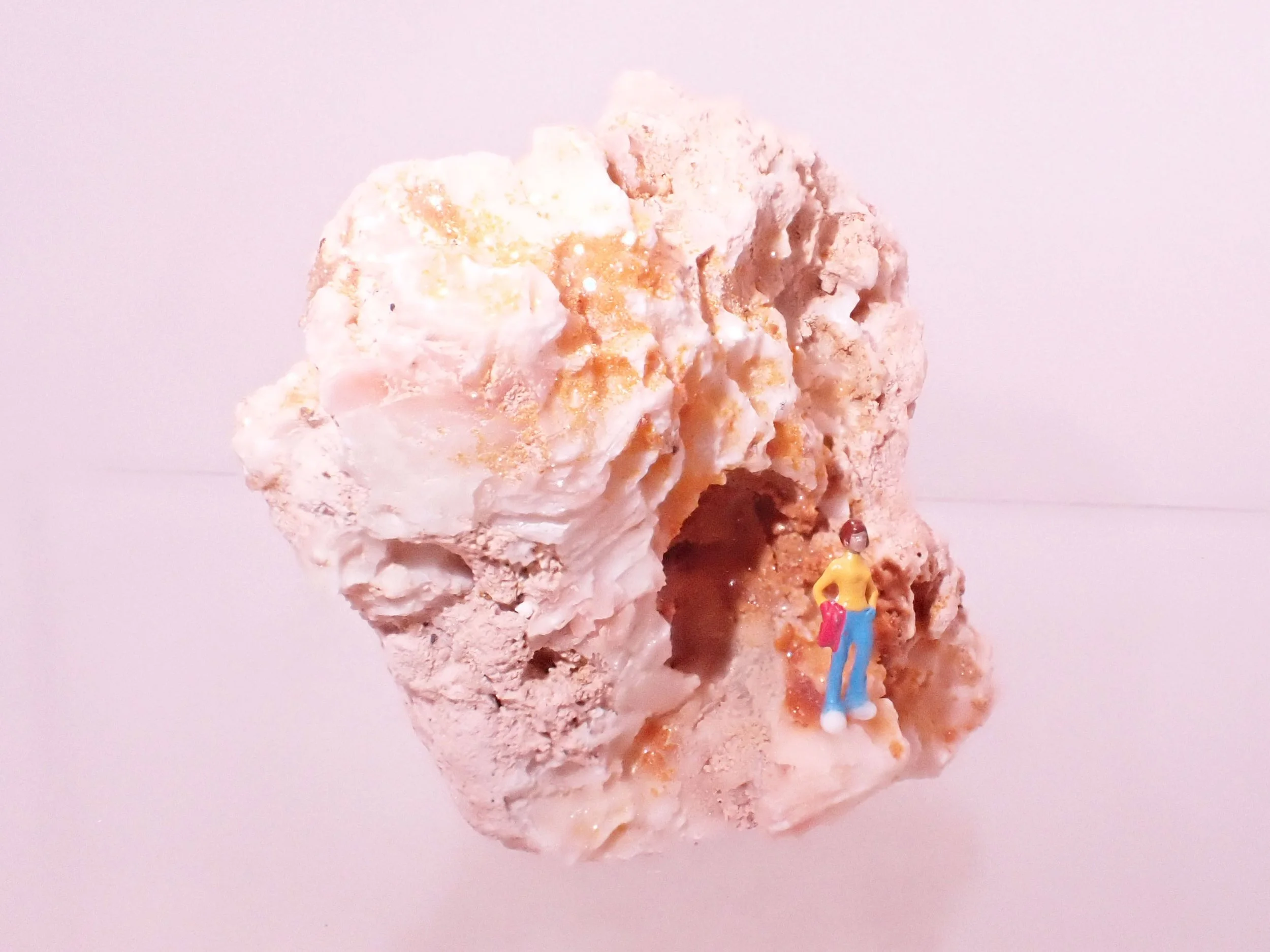 Vanadinite-Crystal-Diorama_4_Becky-Wareing-Steele_3_web.jpg