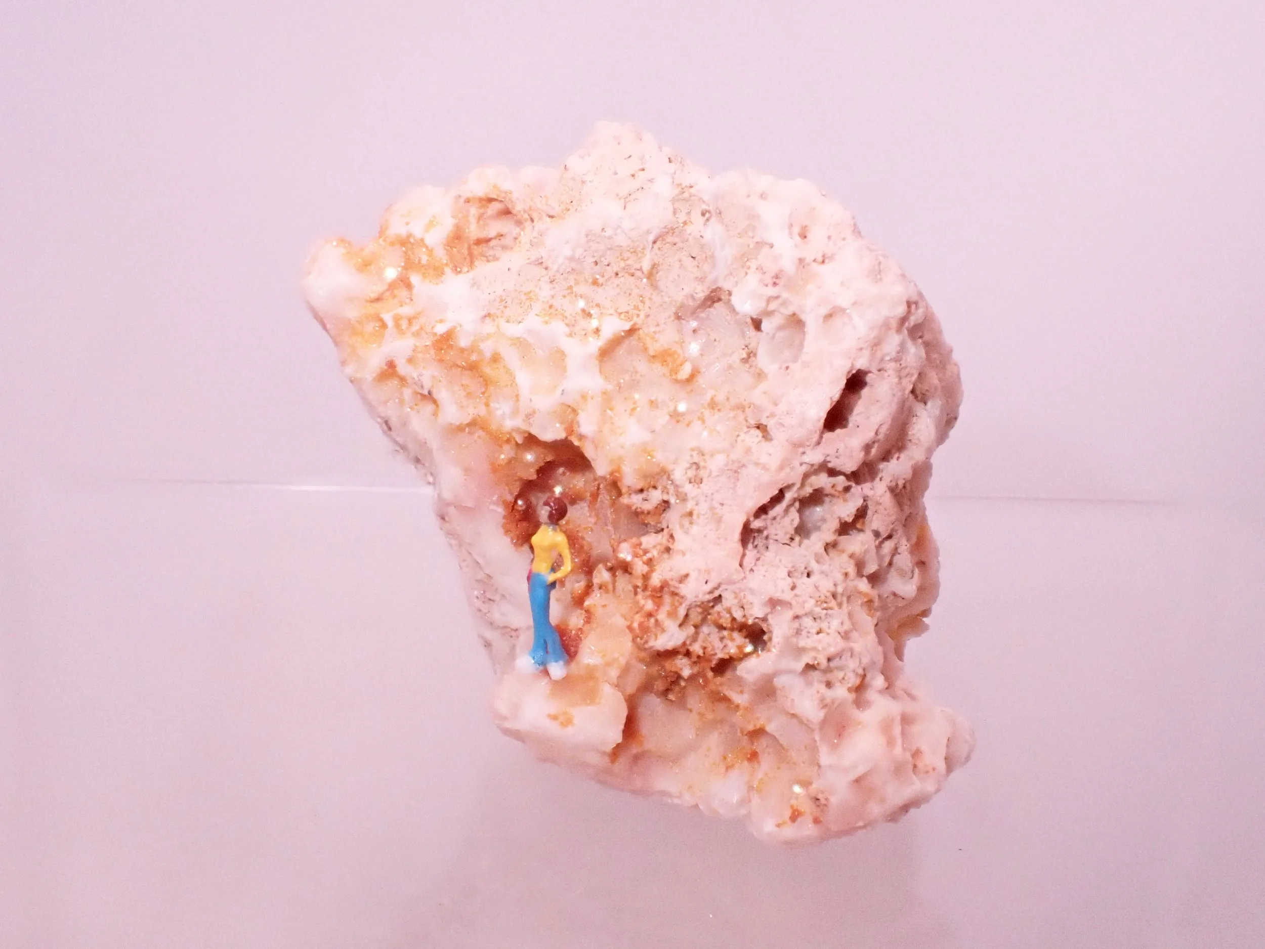 Vanadinite-Crystal-Diorama_4_Becky-Wareing-Steele_2_web.jpg