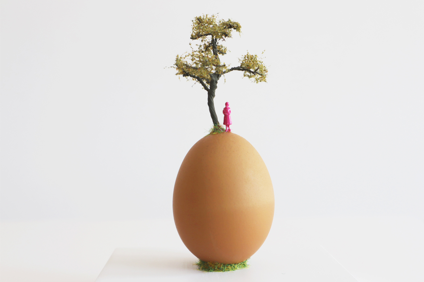 Untitled egg with tree.png