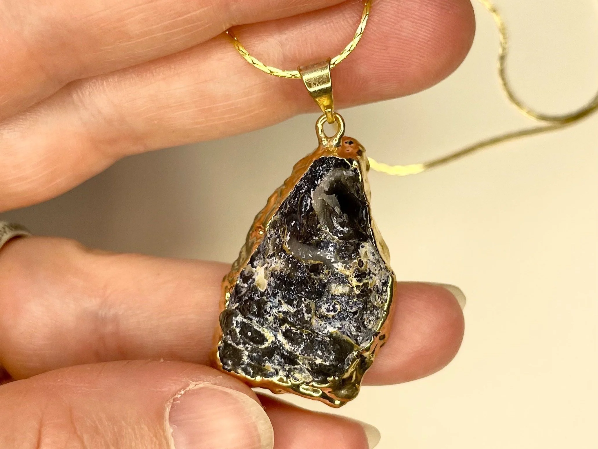 Crystal+Diorama+Necklace_Becky+Wareing+Steele_9_3.jpg