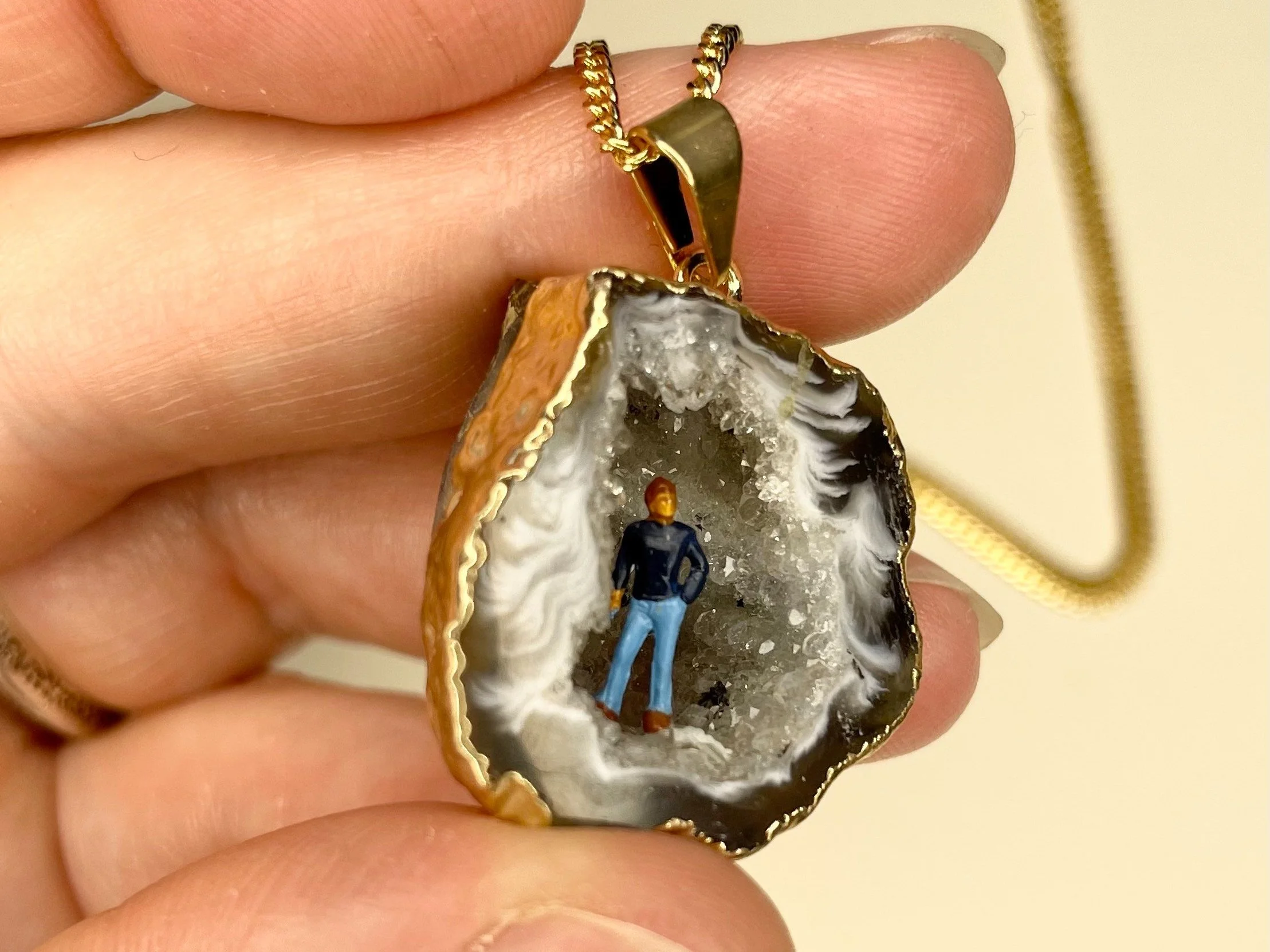 Crystal+Diorama+Necklace_Becky+Wareing+Steele_7_2.jpg