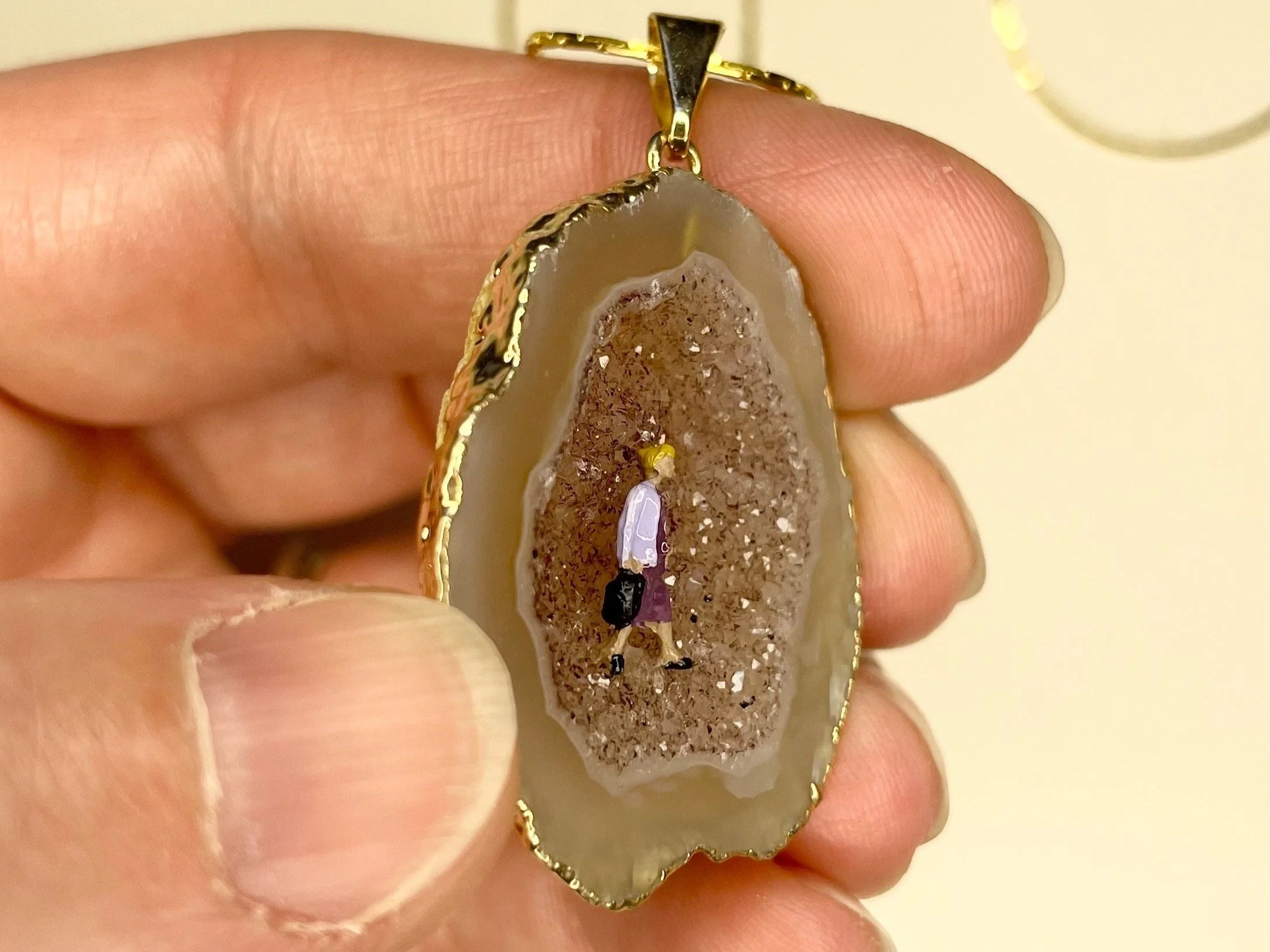 Crystal%2BDiorama%2BNecklace_Becky%2BWareing%2BSteele_19_3.jpg