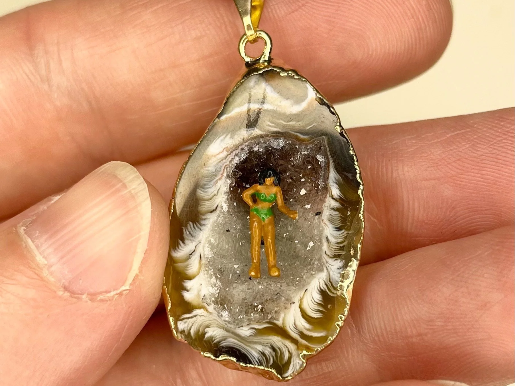 Crystal+Diorama+Necklace_Becky+Wareing+Steele_21_1.jpg