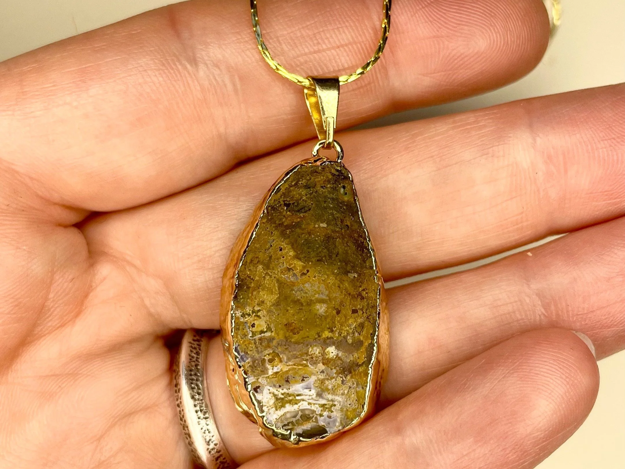 Crystal+Diorama+Necklace_Becky+Wareing+Steele_21_3.jpg