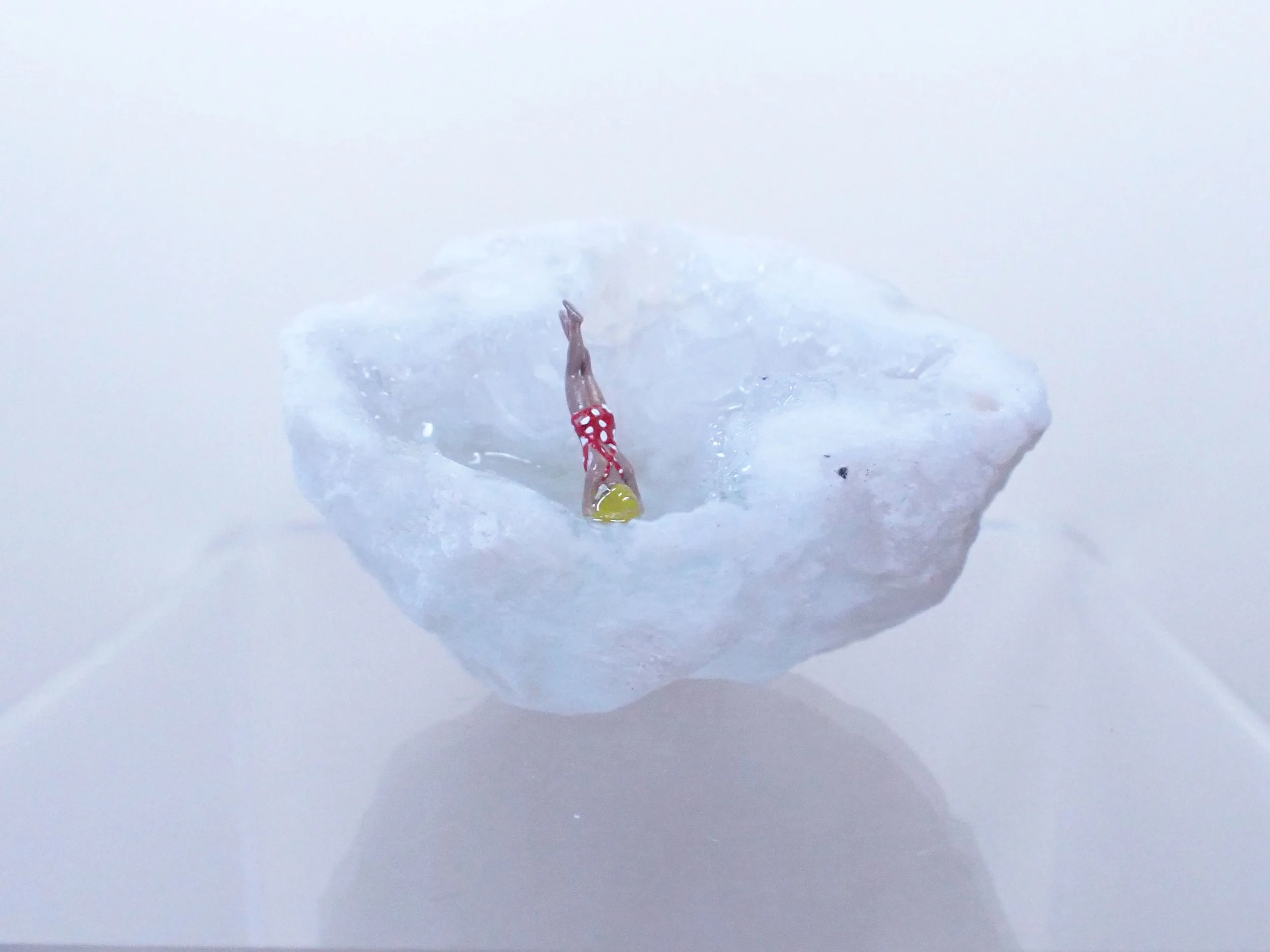 Mini-Crystal-Geode-Swimming-Hole-Diorama---1_1_web.jpg