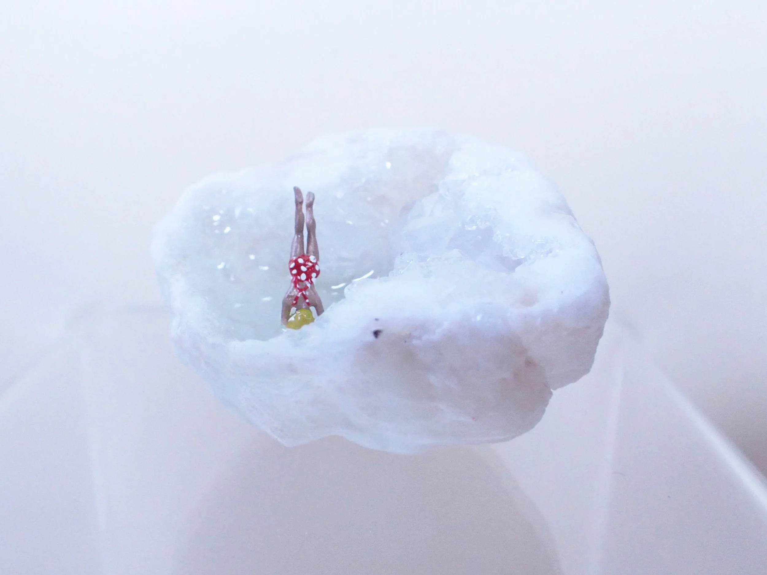 Mini-Crystal-Geode-Swimming-Hole-Diorama---1_4_web.jpg