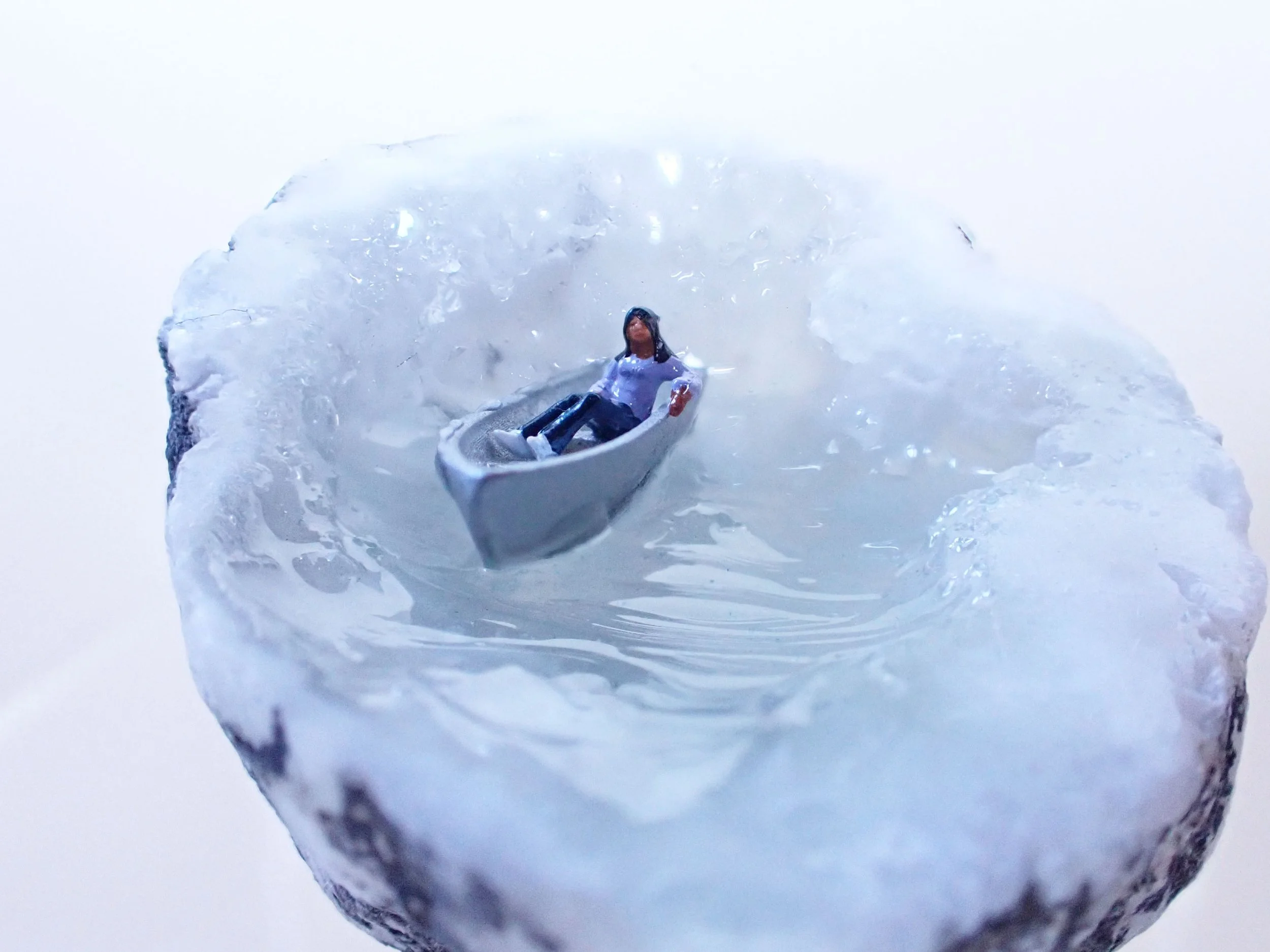 Mini-Crystal-Geode-Swimming-Hole-Diorama---5_5_web.jpg