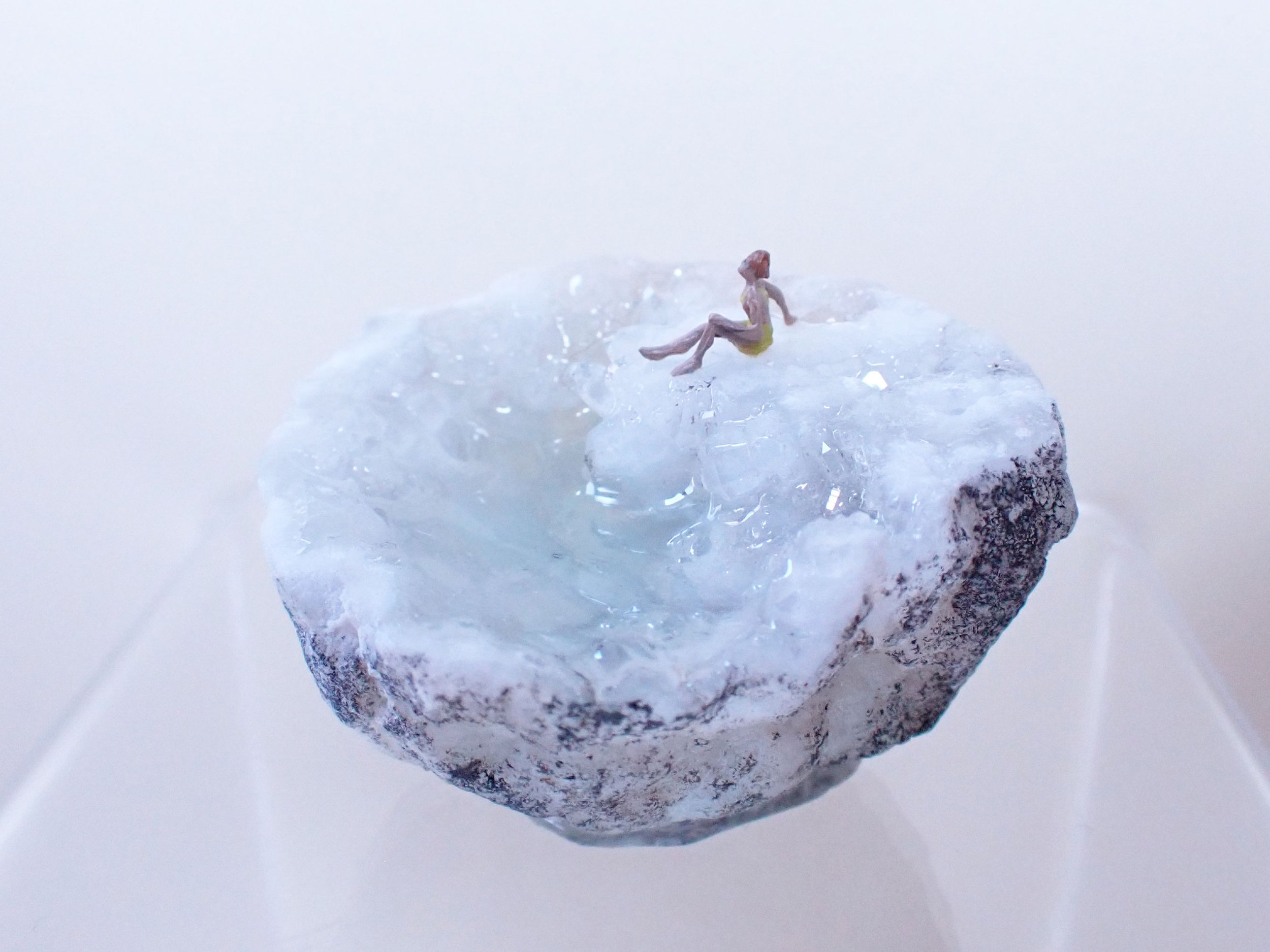 Mini-Crystal-Geode-Swimming-Hole-Diorama---6_2_web.jpg