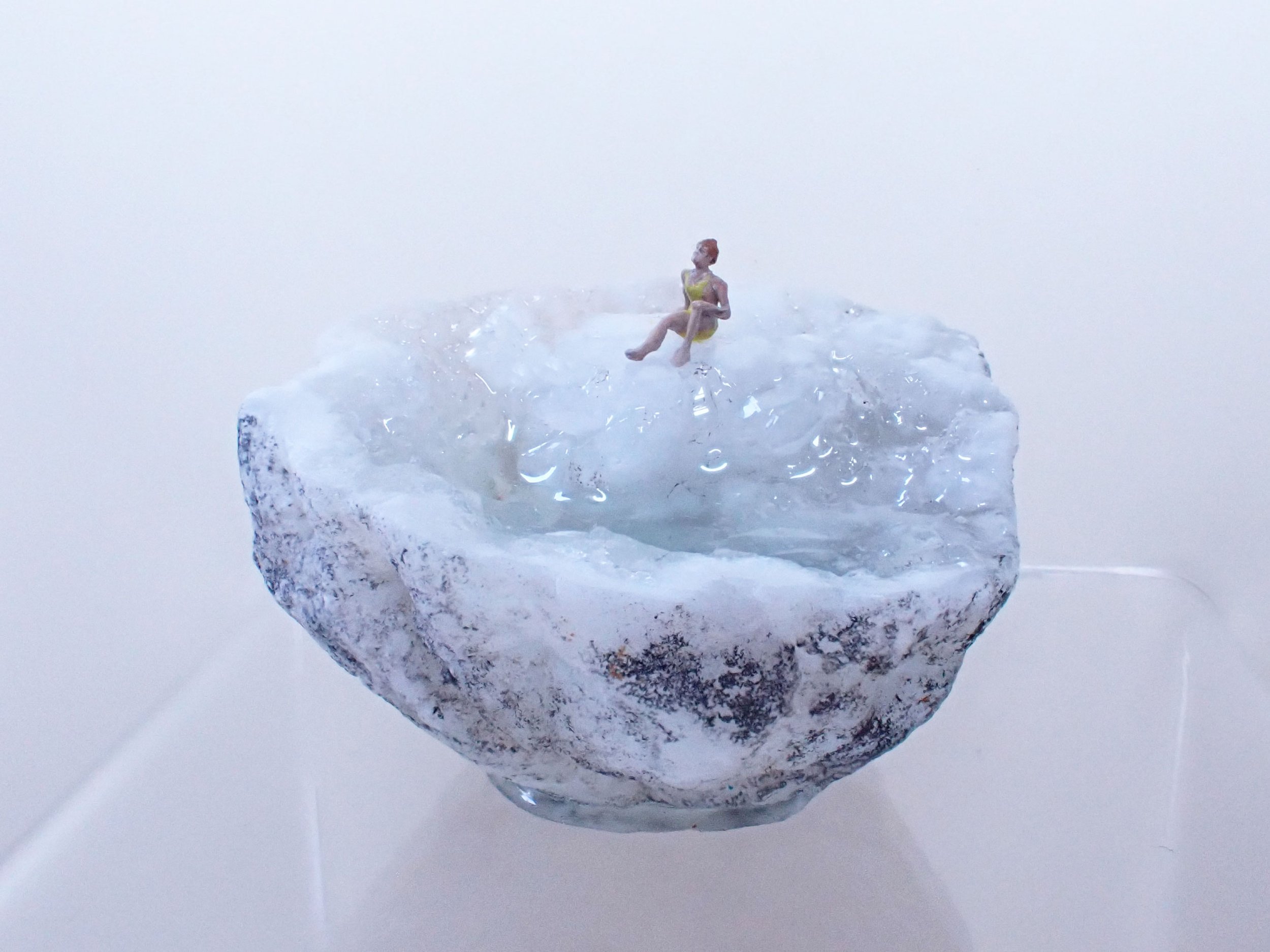 Mini-Crystal-Geode-Swimming-Hole-Diorama---6_6_web.jpg