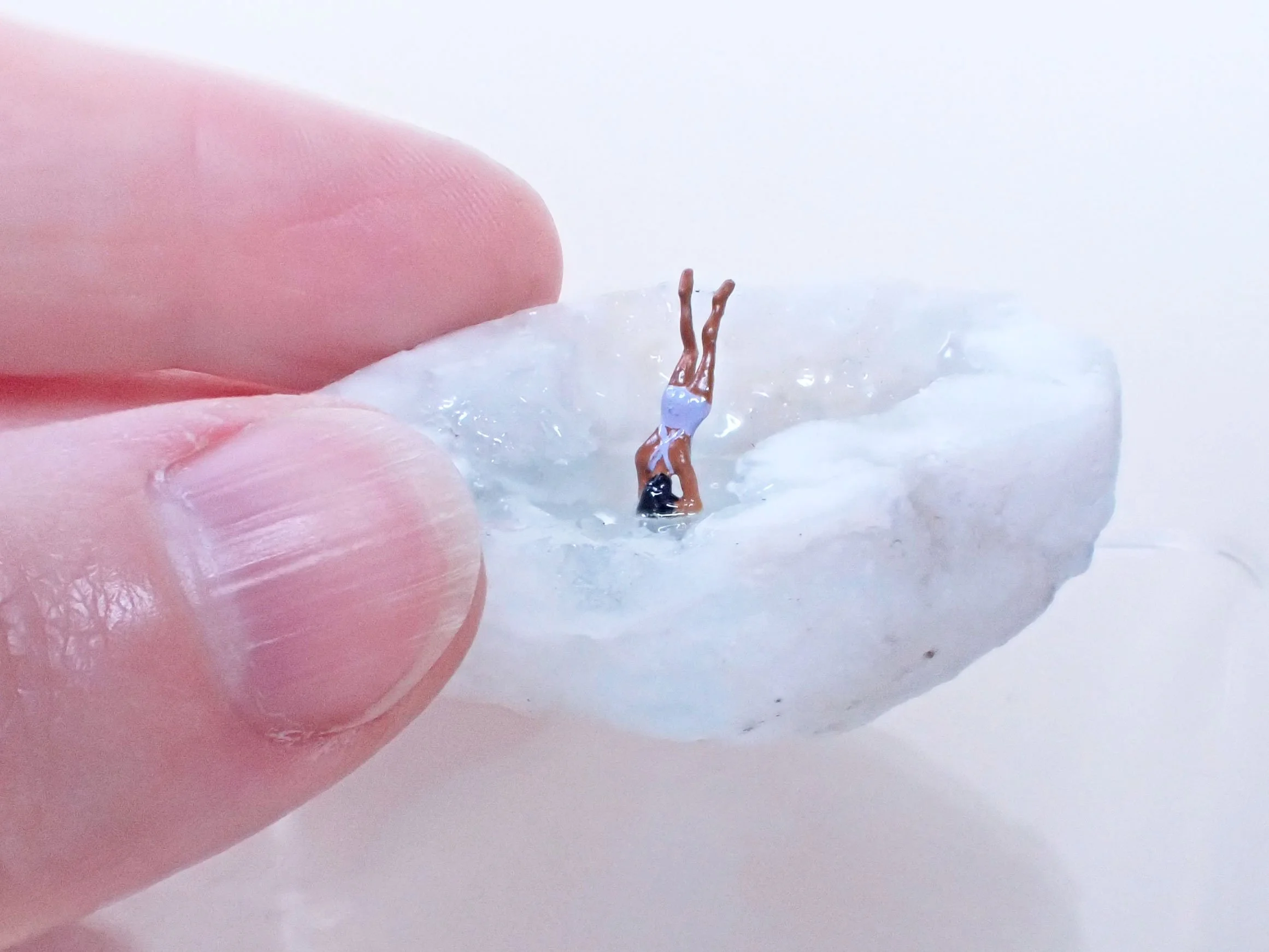 Mini-Crystal-Geode-Swimming-Hole-Diorama---7_2_web.jpg