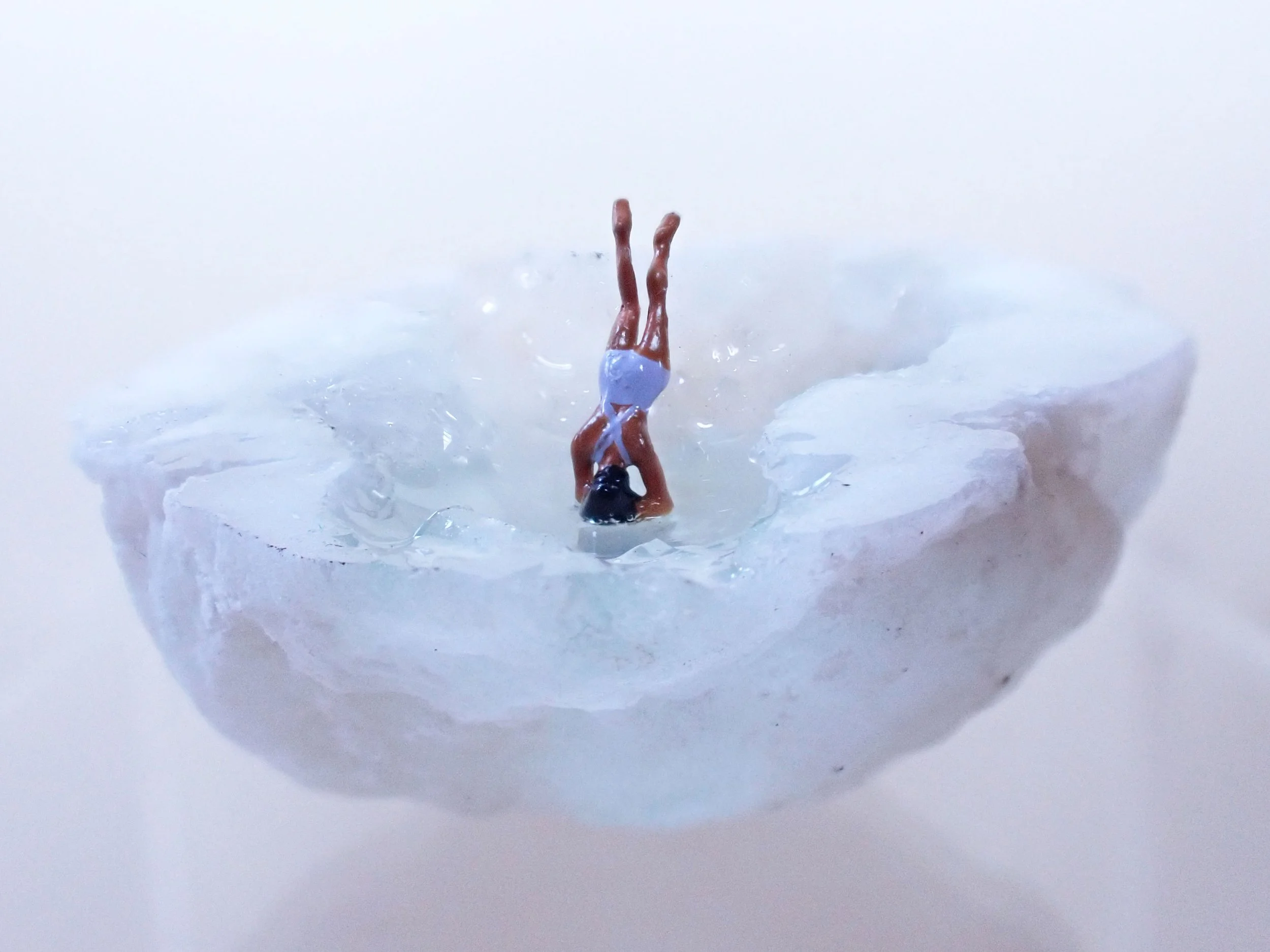 Mini-Crystal-Geode-Swimming-Hole-Diorama---7_1_web.jpg