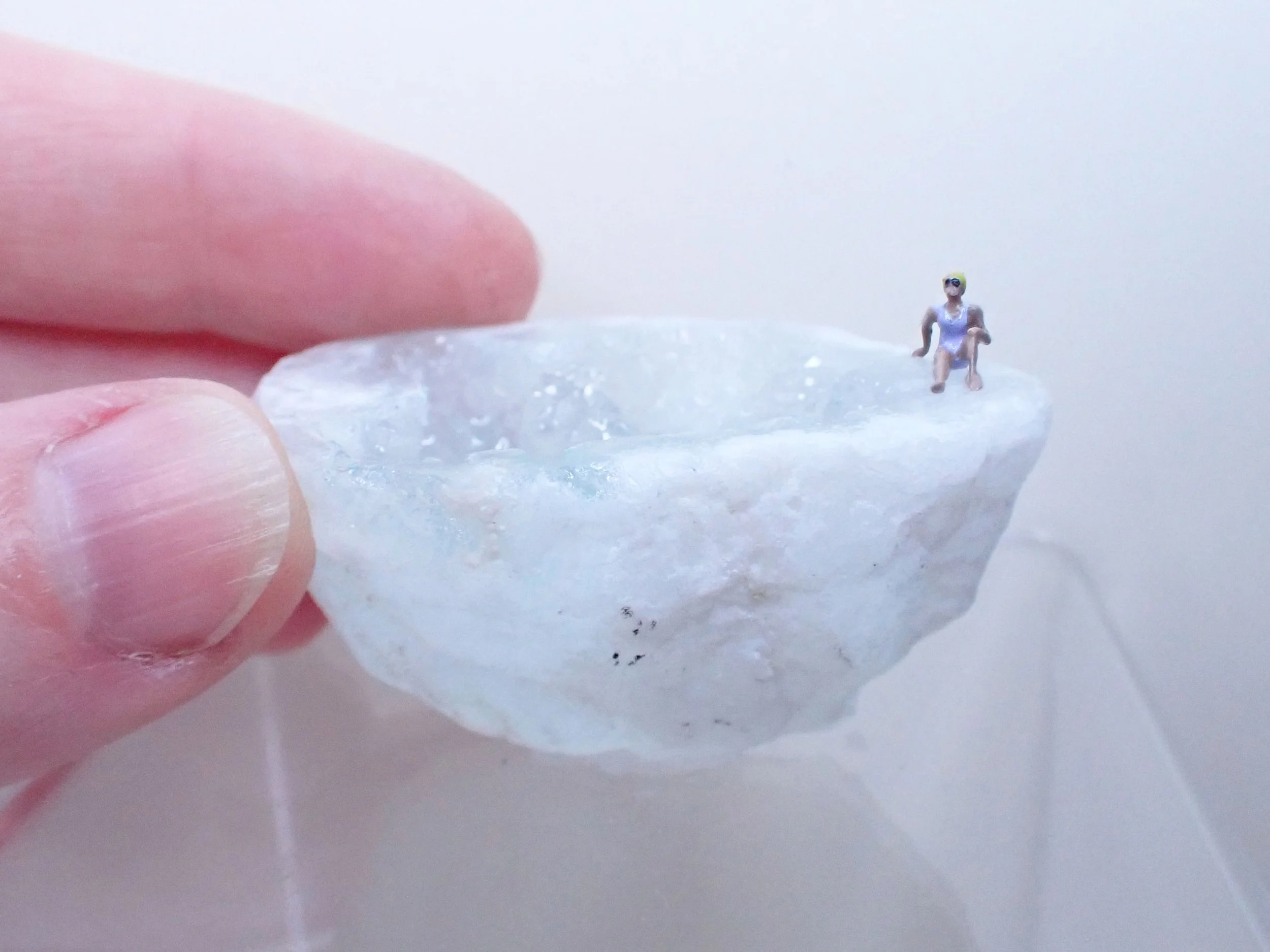 Mini-Crystal-Geode-Swimming-Hole-Diorama---12_2_web.jpg