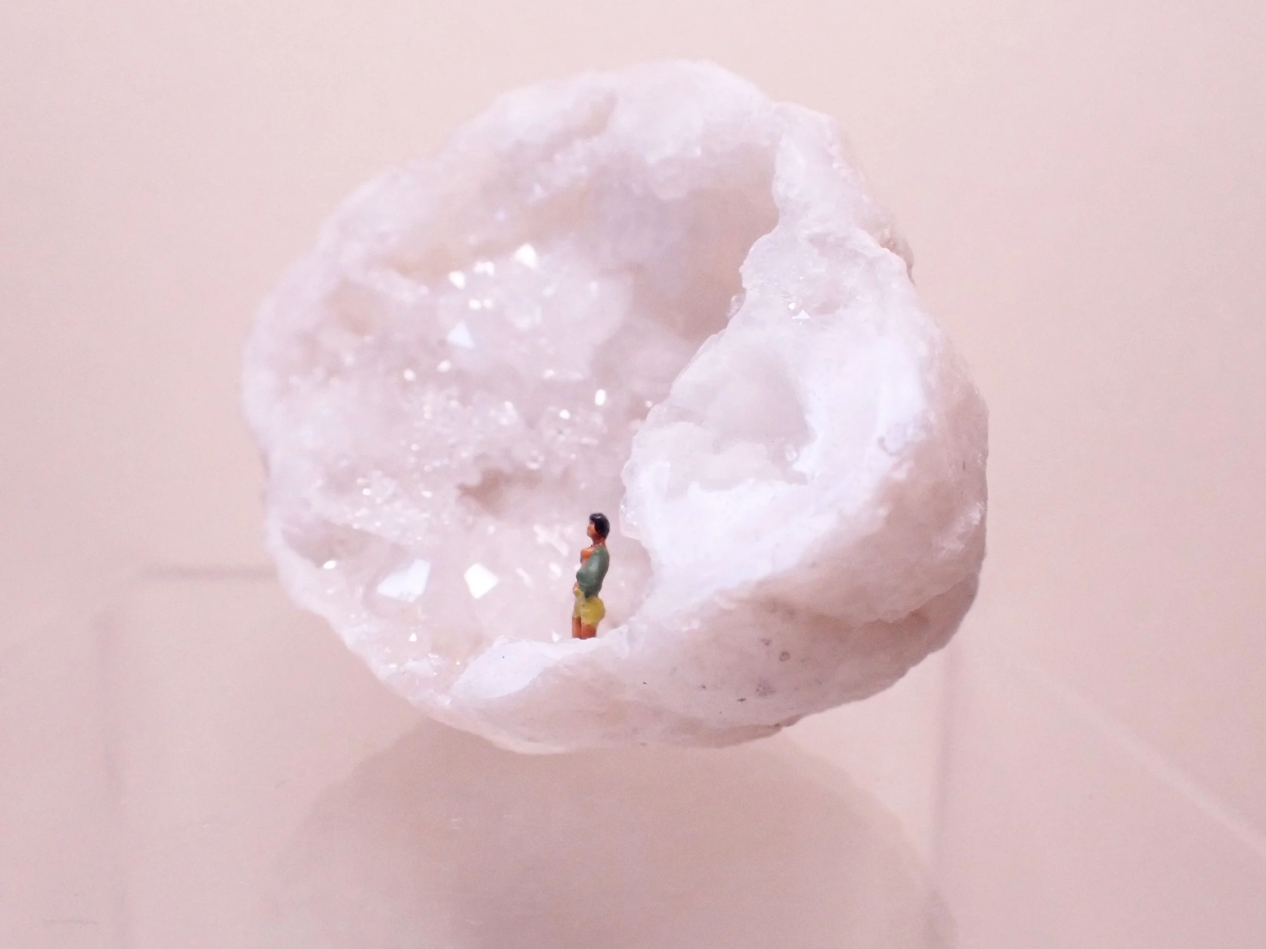Mini-Crystal-Geode-Diorama---1_4_web.jpg