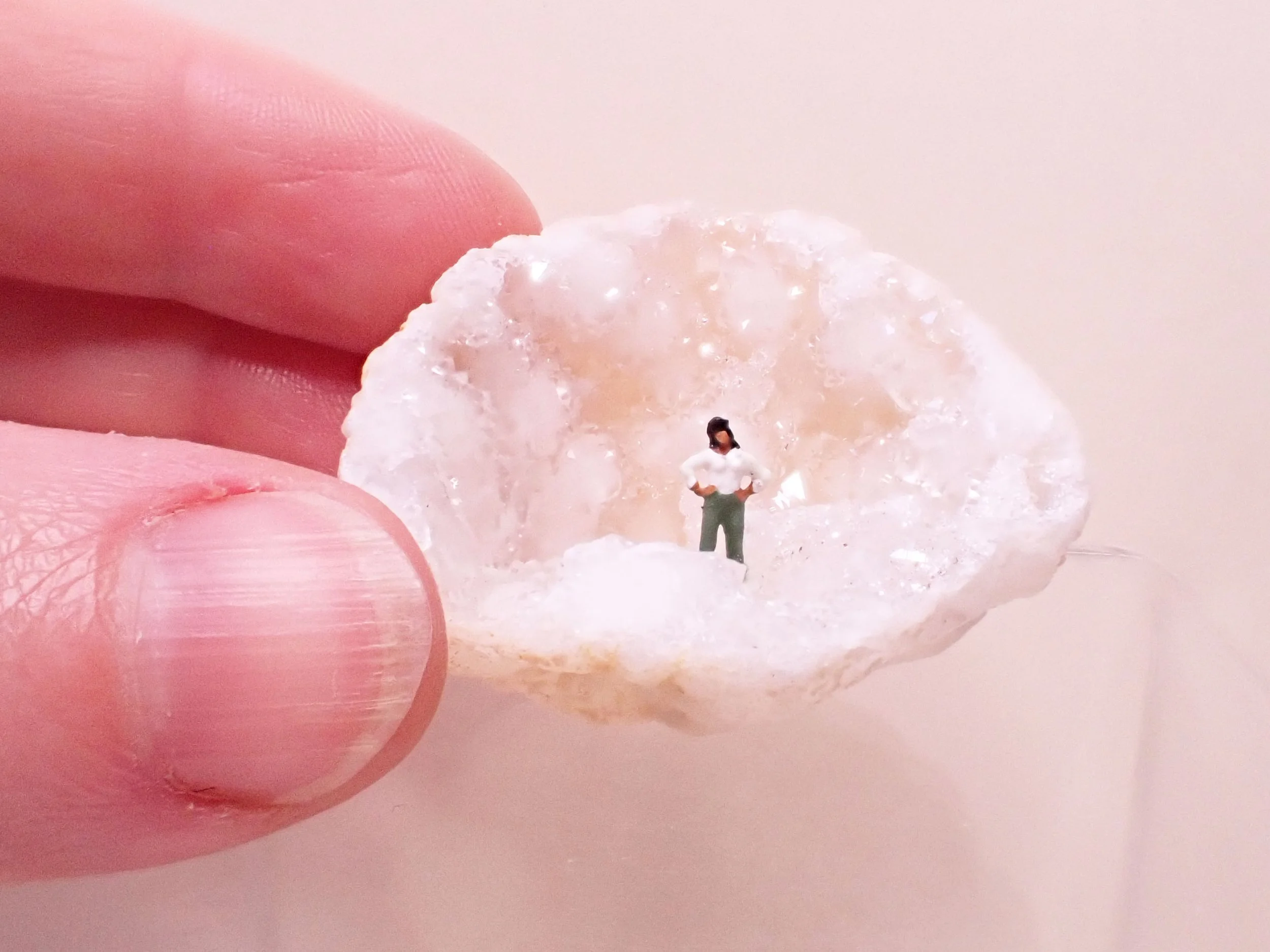 Mini-Crystal-Geode-Diorama---4_2_web.jpg