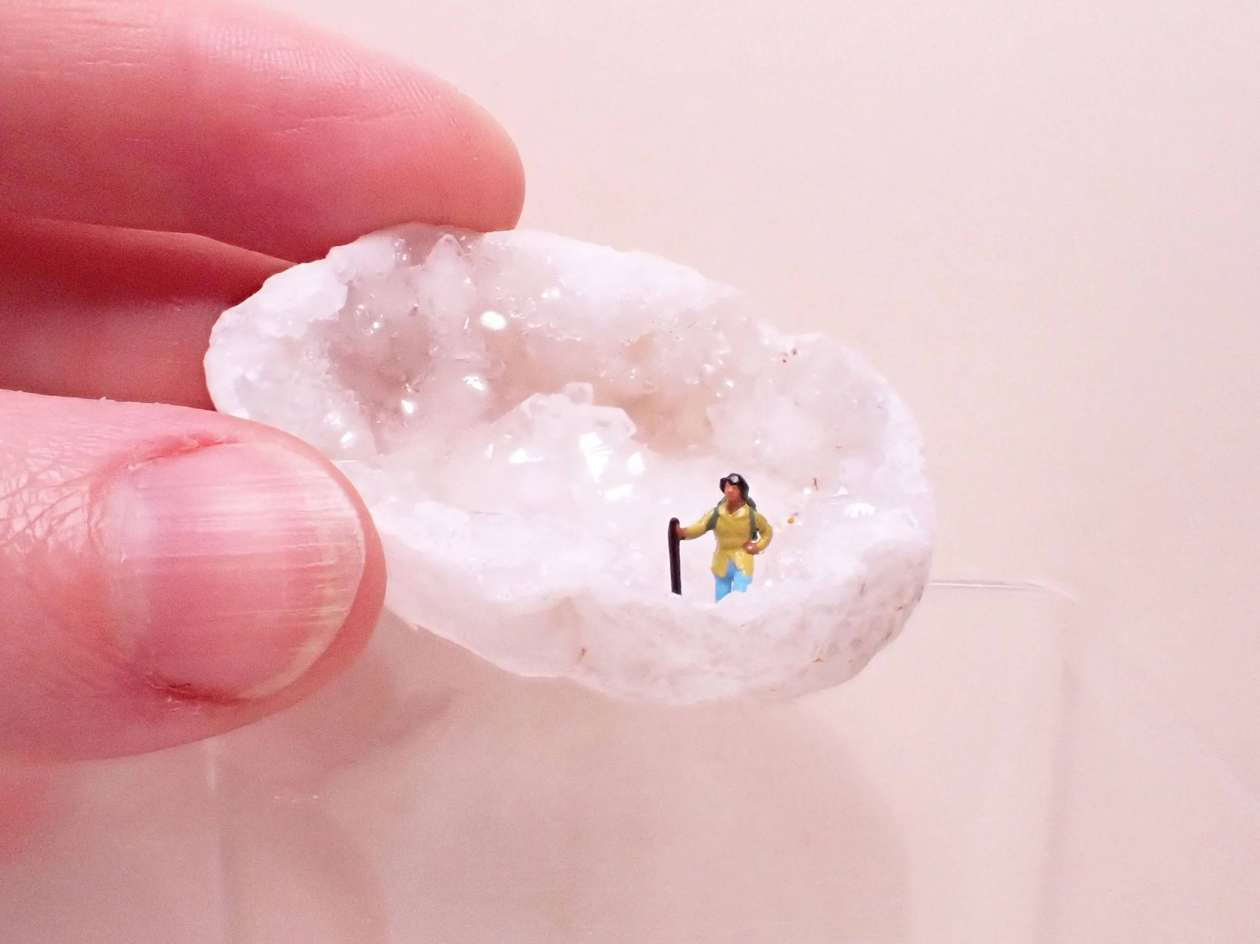 Mini-Crystal-Geode-Diorama---5_2_web.jpg