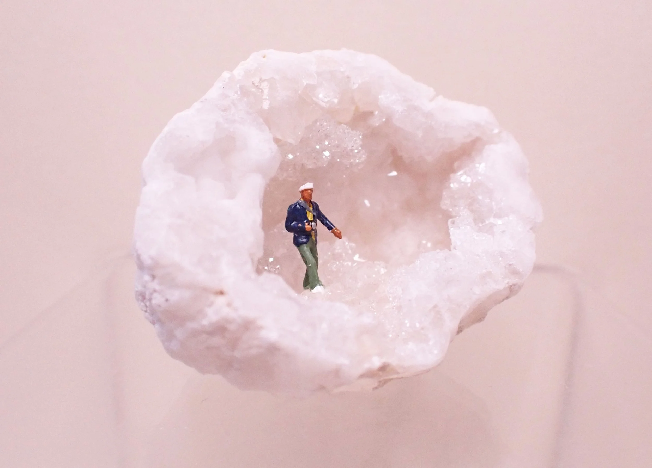 Mini-Crystal-Geode-Diorama---6_3_web.jpg