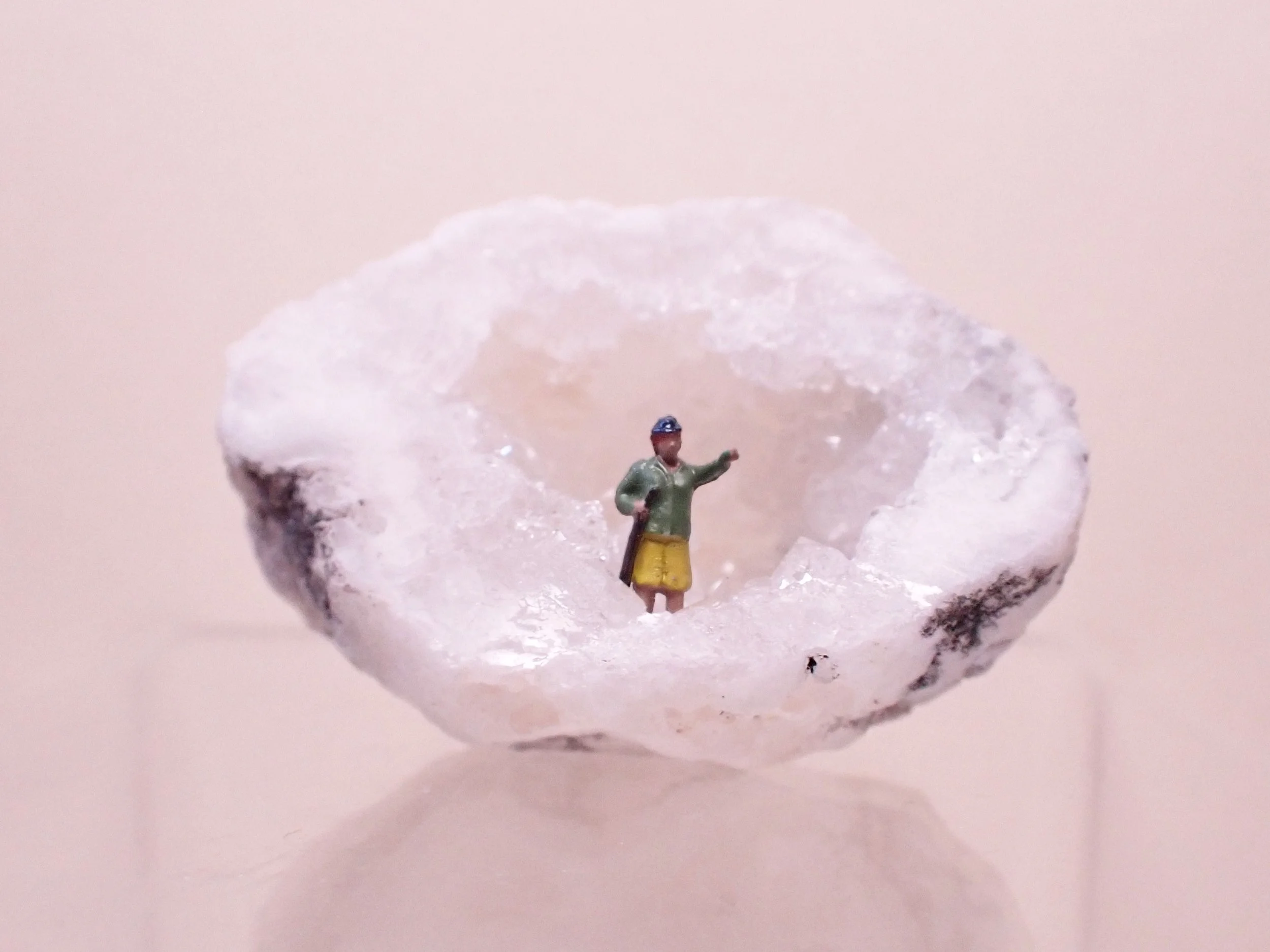 Mini-Crystal-Geode-Diorama---7_1_web.jpg