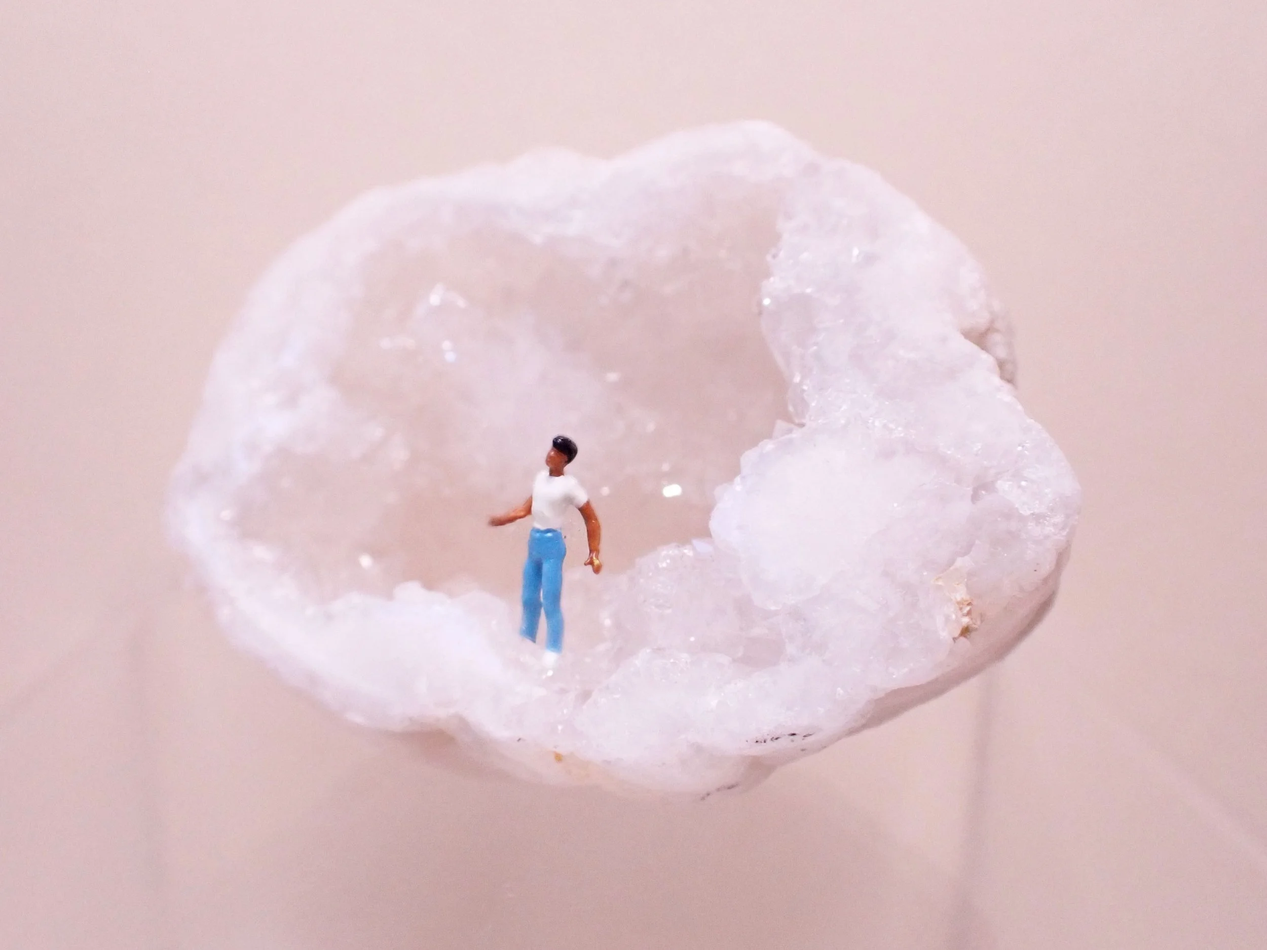Mini-Crystal-Geode-Diorama---8_1_web.jpg