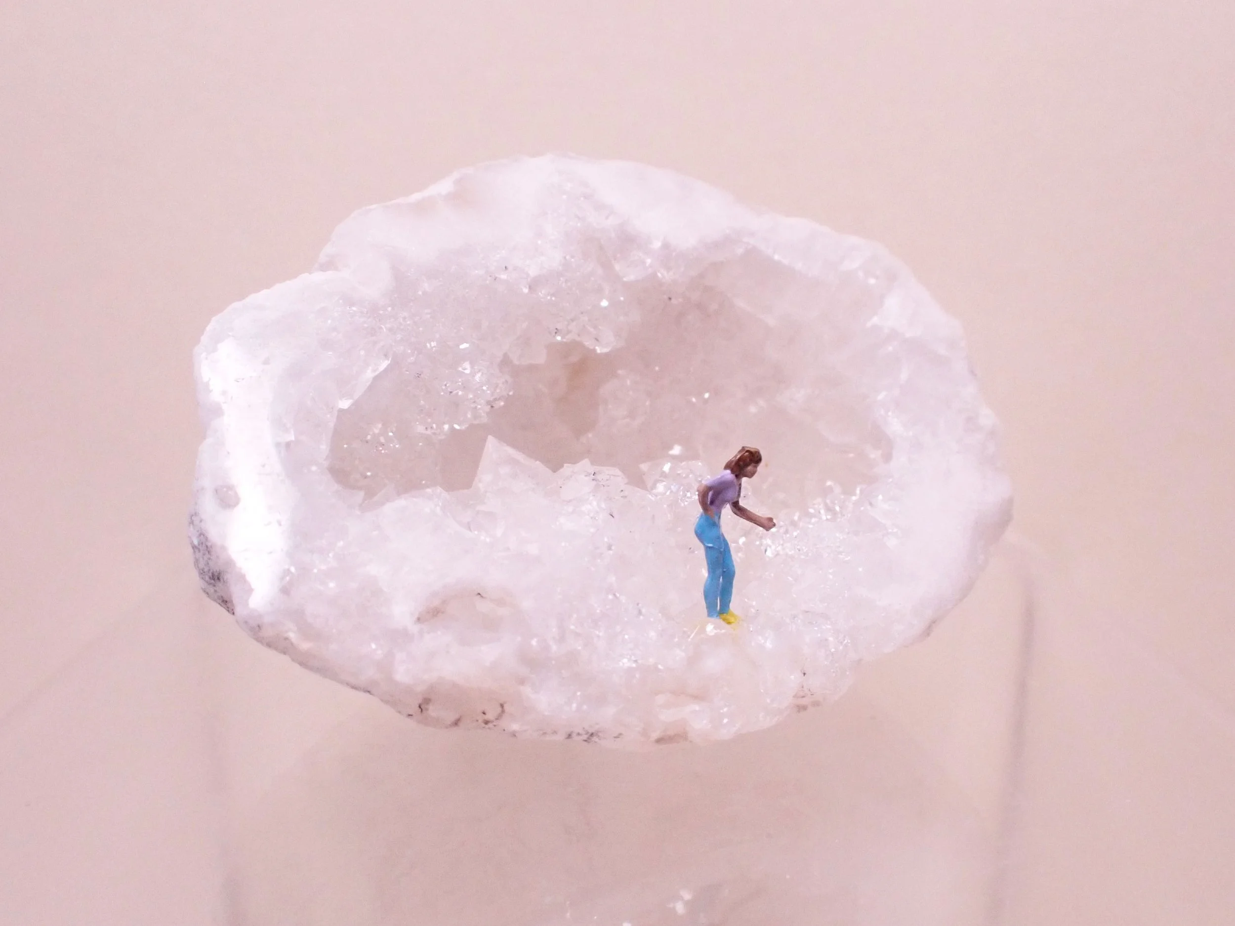 Mini-Crystal-Geode-Diorama---10_3_web.jpg