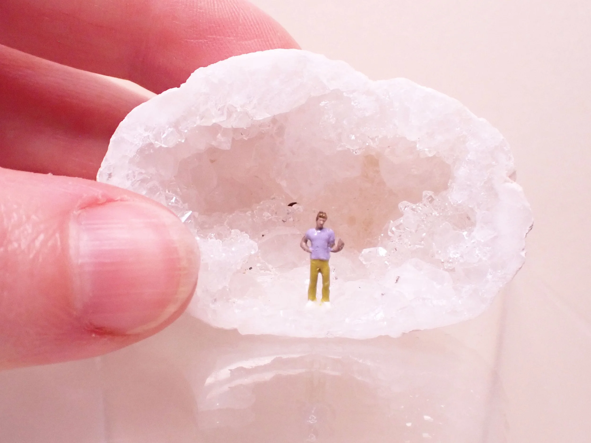 Mini-Crystal-Geode-Diorama---9_1_web.jpg