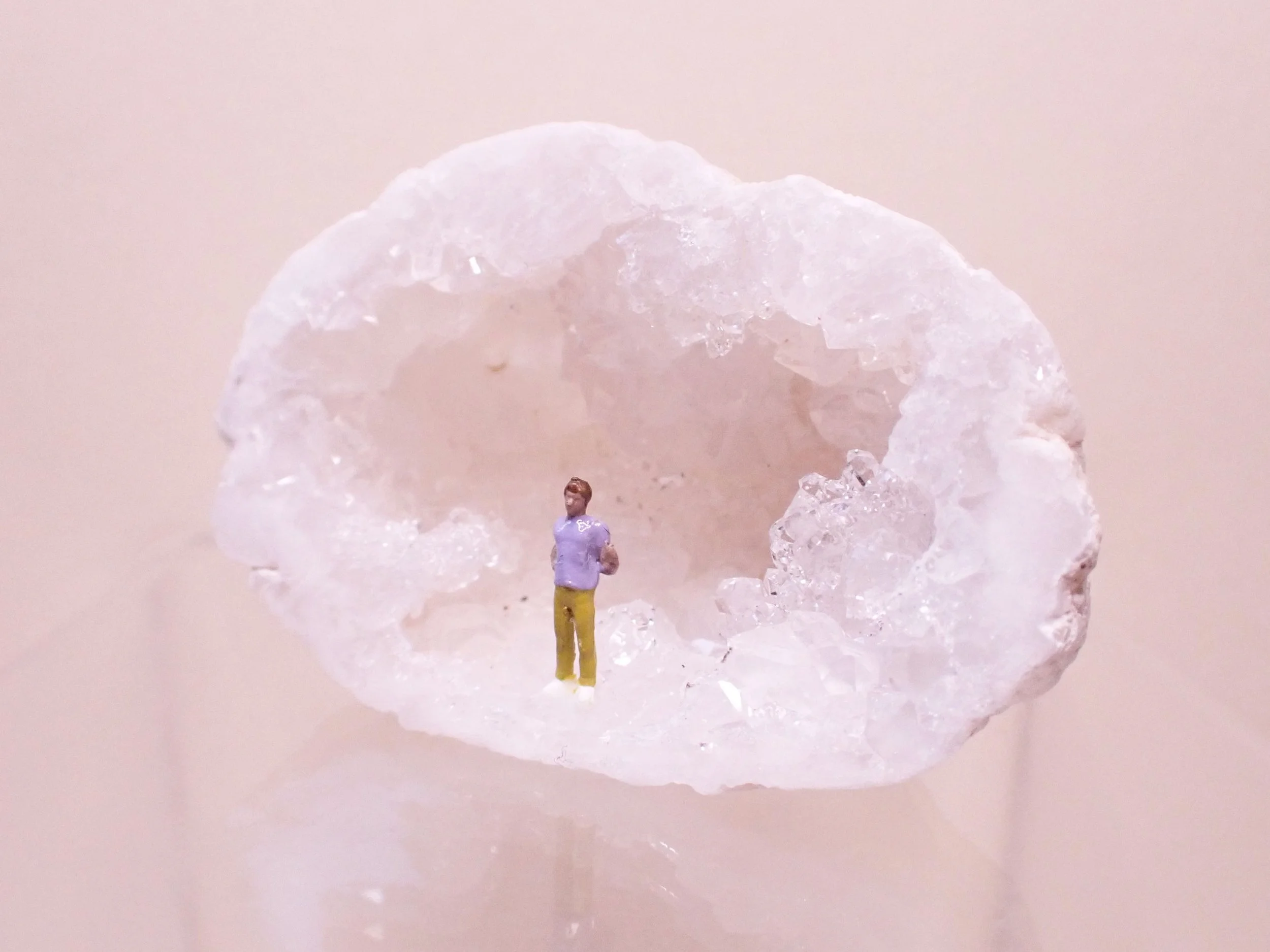 Mini-Crystal-Geode-Diorama---9_4_web.jpg