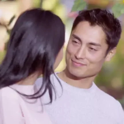 couple_eyecontact_edited.jpg