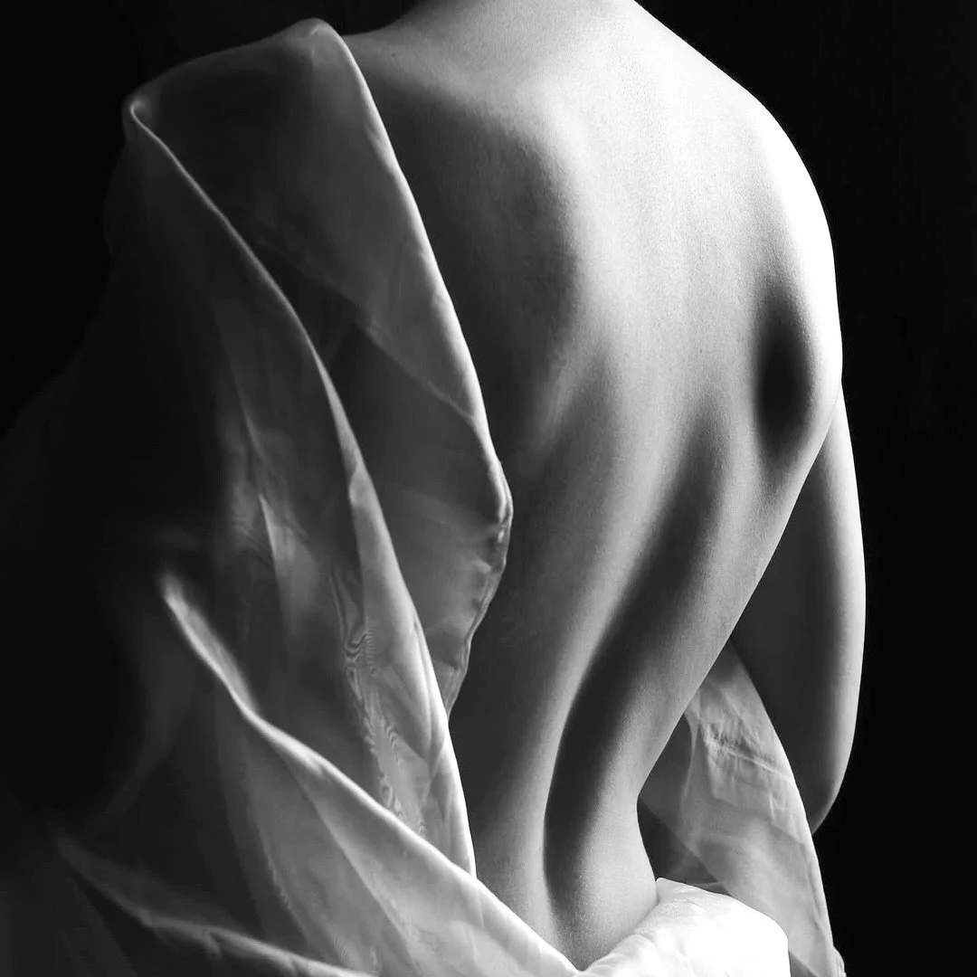 12 days left! 

The basic full body treatment consists of microdermabrasion on the arms, legs, chest and back, a lactic or glycolic acid body peel on these parts, and a signature facial.

Now until the end of March &mdash; Take home a FREE Himalayan 