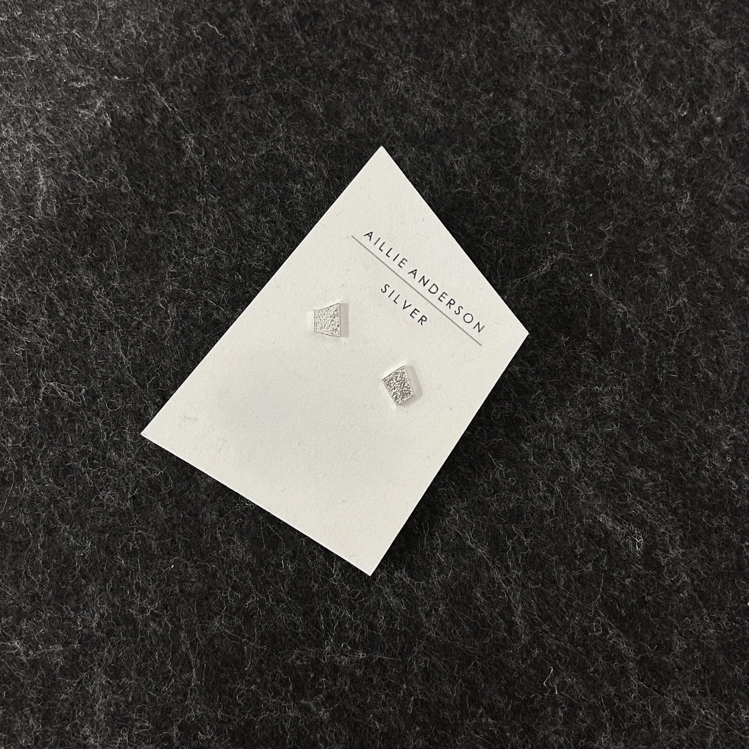 49A73DA7-D0D1-475D-8A2A-6948BDA383F2