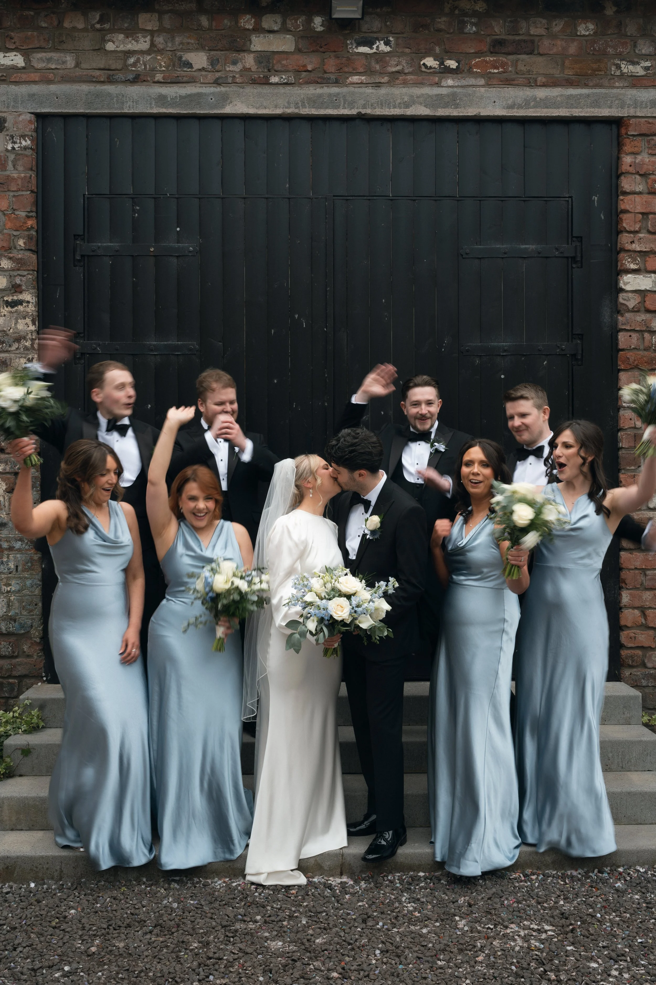 Aillie&Stuart-TheEngineworksGlasgowWedding-SneakPeeks-38.jpg