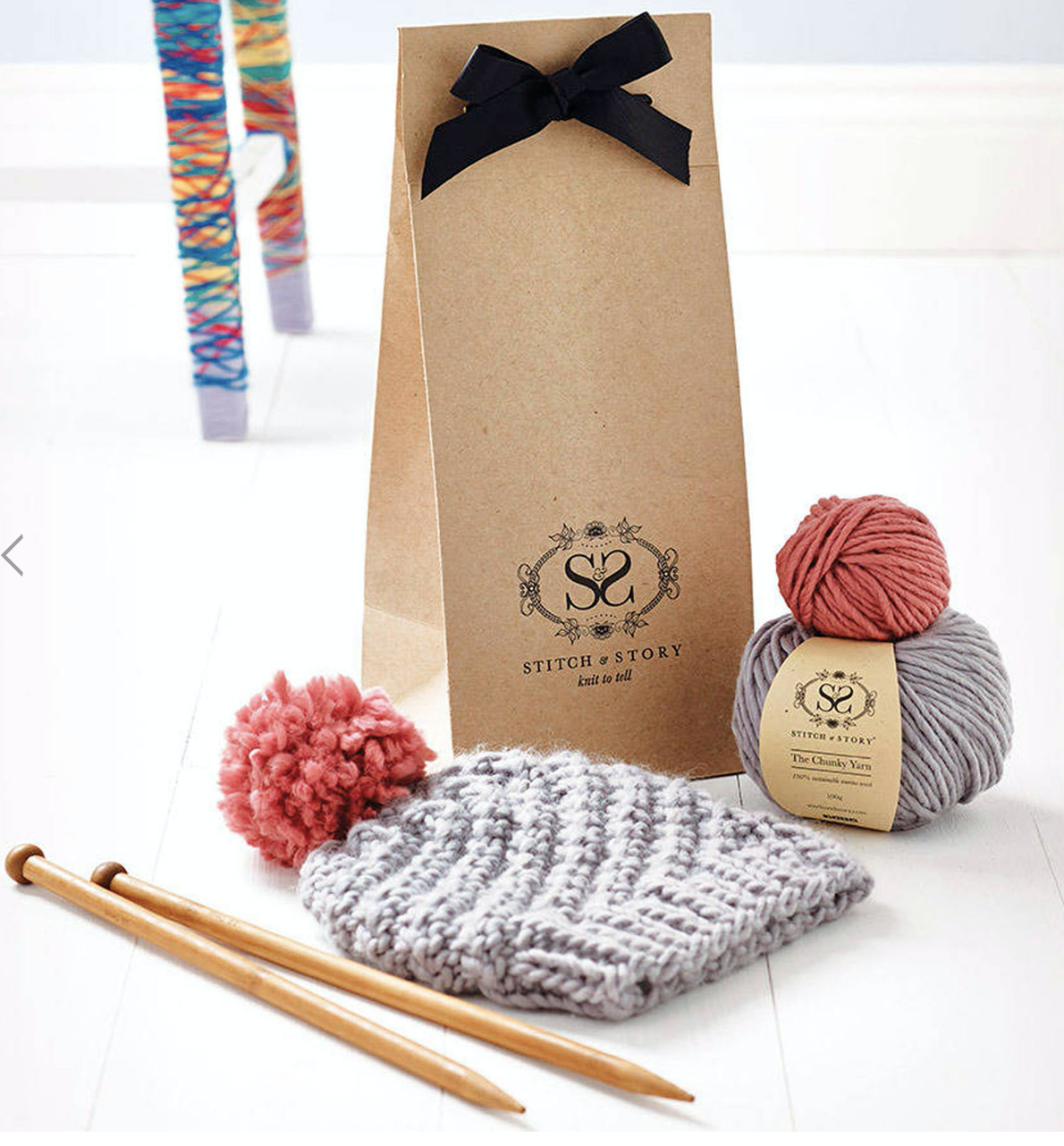 Stitch /& Story Luca Pom Hat Knitting Kit Ivory White with Dust Pink Pompom