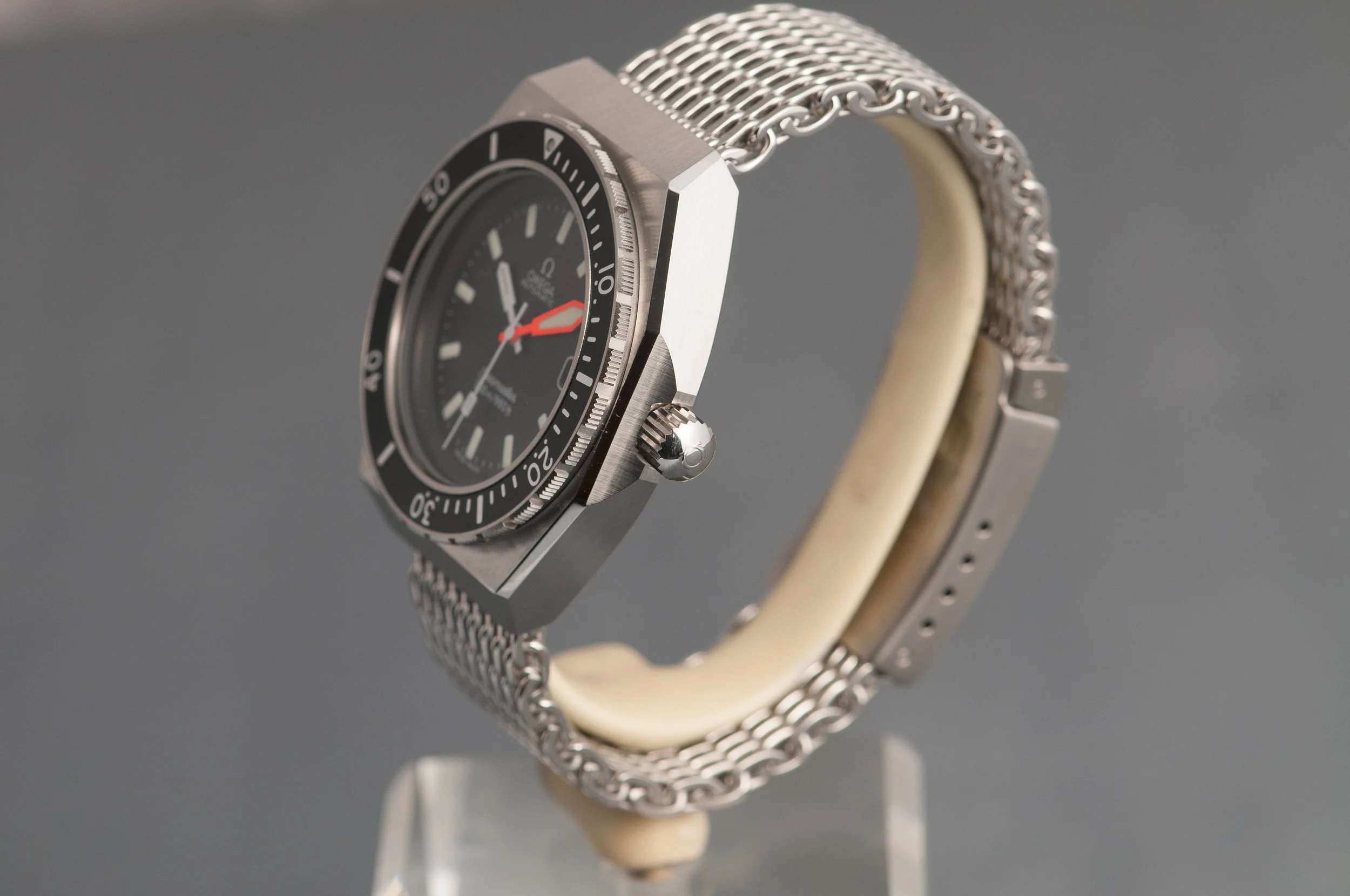 omega1-2.jpg