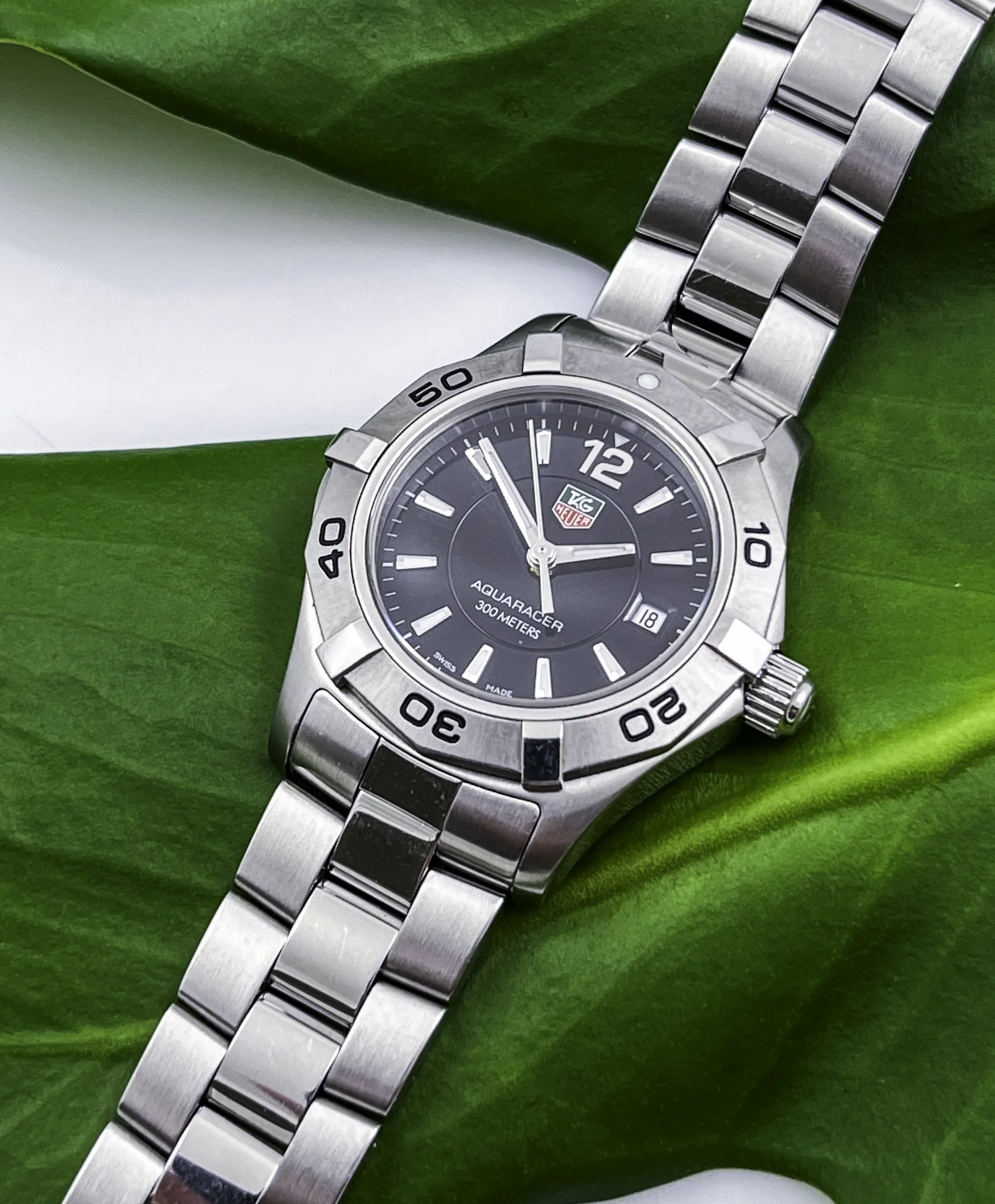 TAG Heuer Aquaracer 300M Quartz Stainless Steel Ladies Wristwatch
