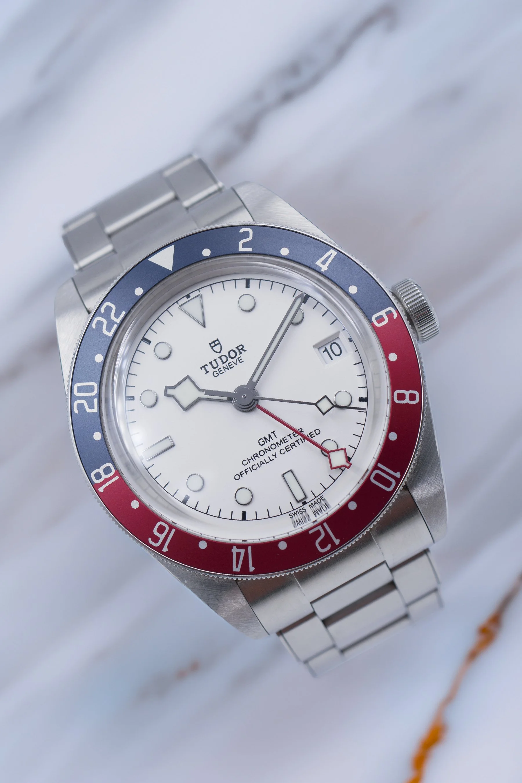 4069-2.jpg