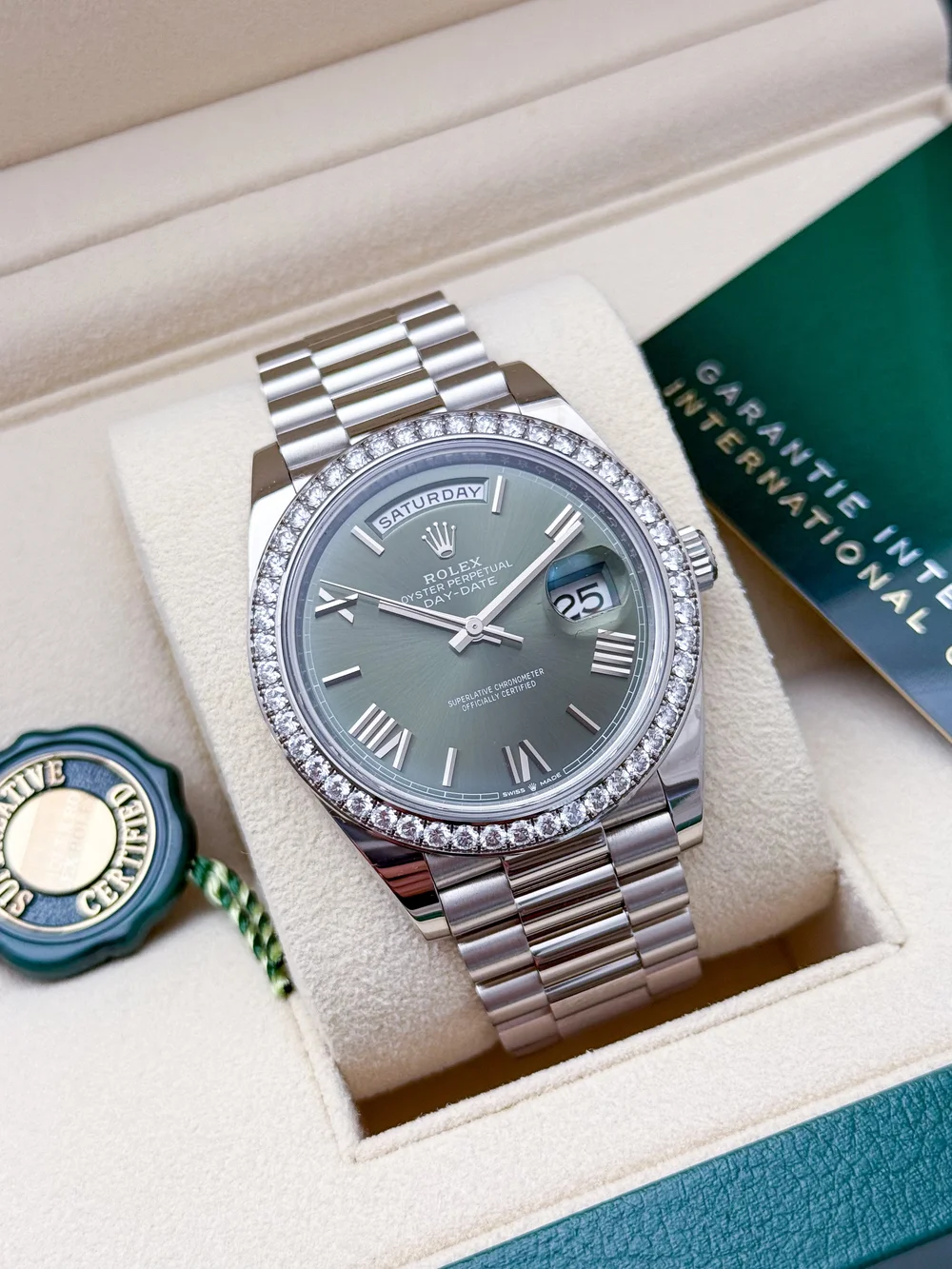 diamond bezel oyster perpetual day date green
