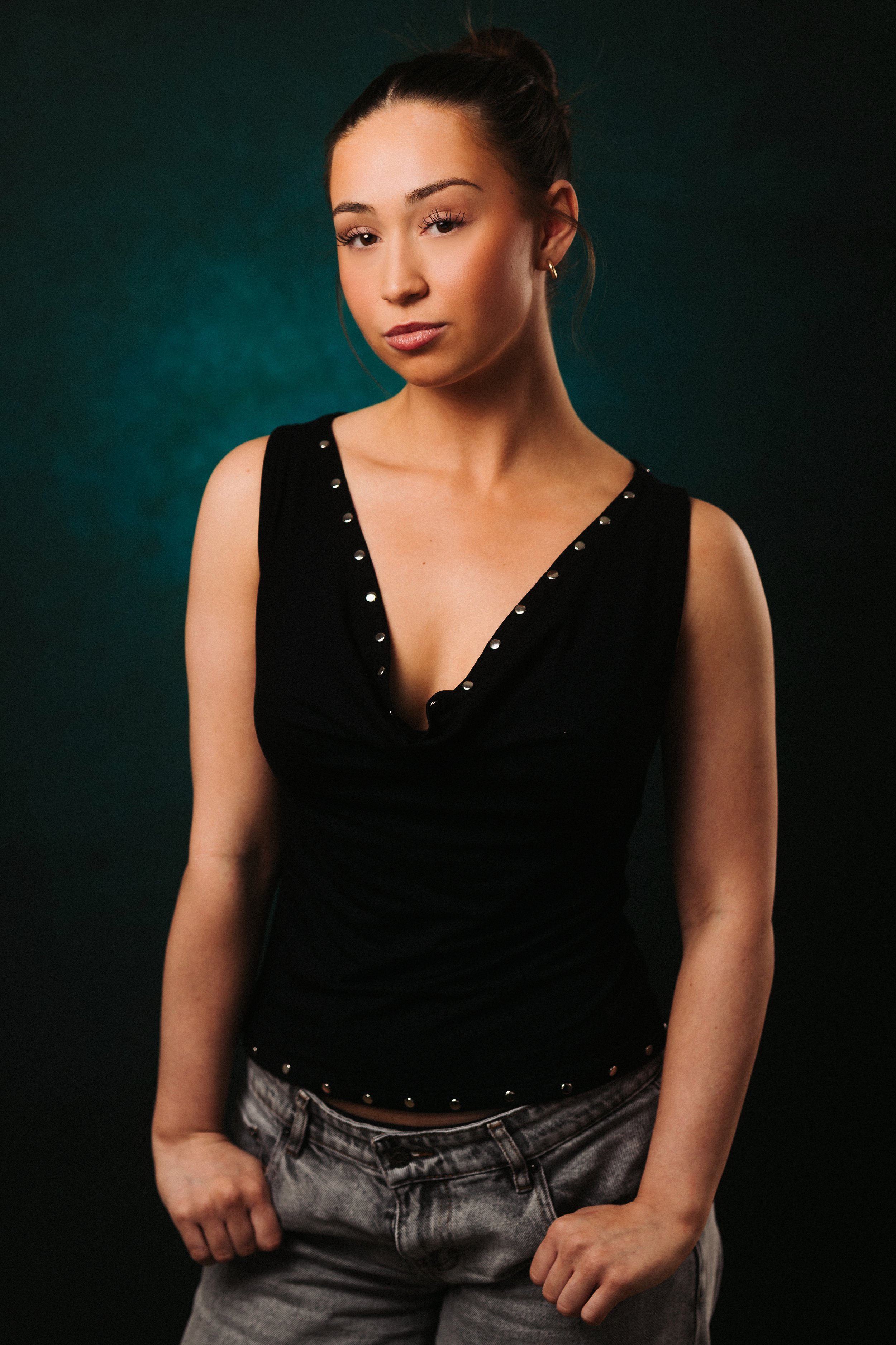 Hannah Digby Headshots-94-1.jpg