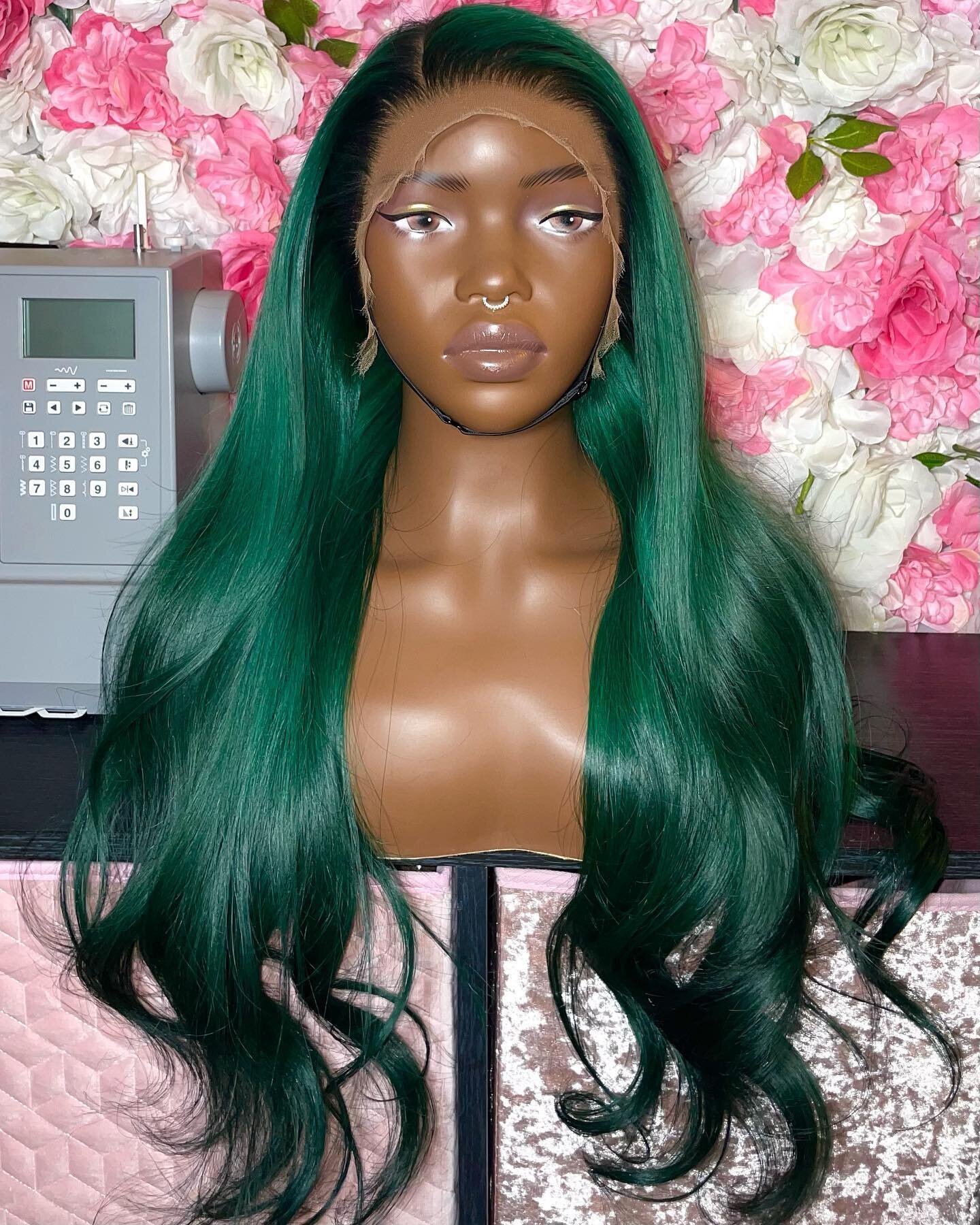 A pure forest green 🫶🏽

Multi-tonal reverse ombr&eacute; forest green &middot; Level 9 &amp; 8 blonde to level 5 &amp; 6 brown reverse ombr&eacute; base overlayed with forest green mixed to make the perfect Beaut&eacute; Ombr&eacute; - Currency Gre
