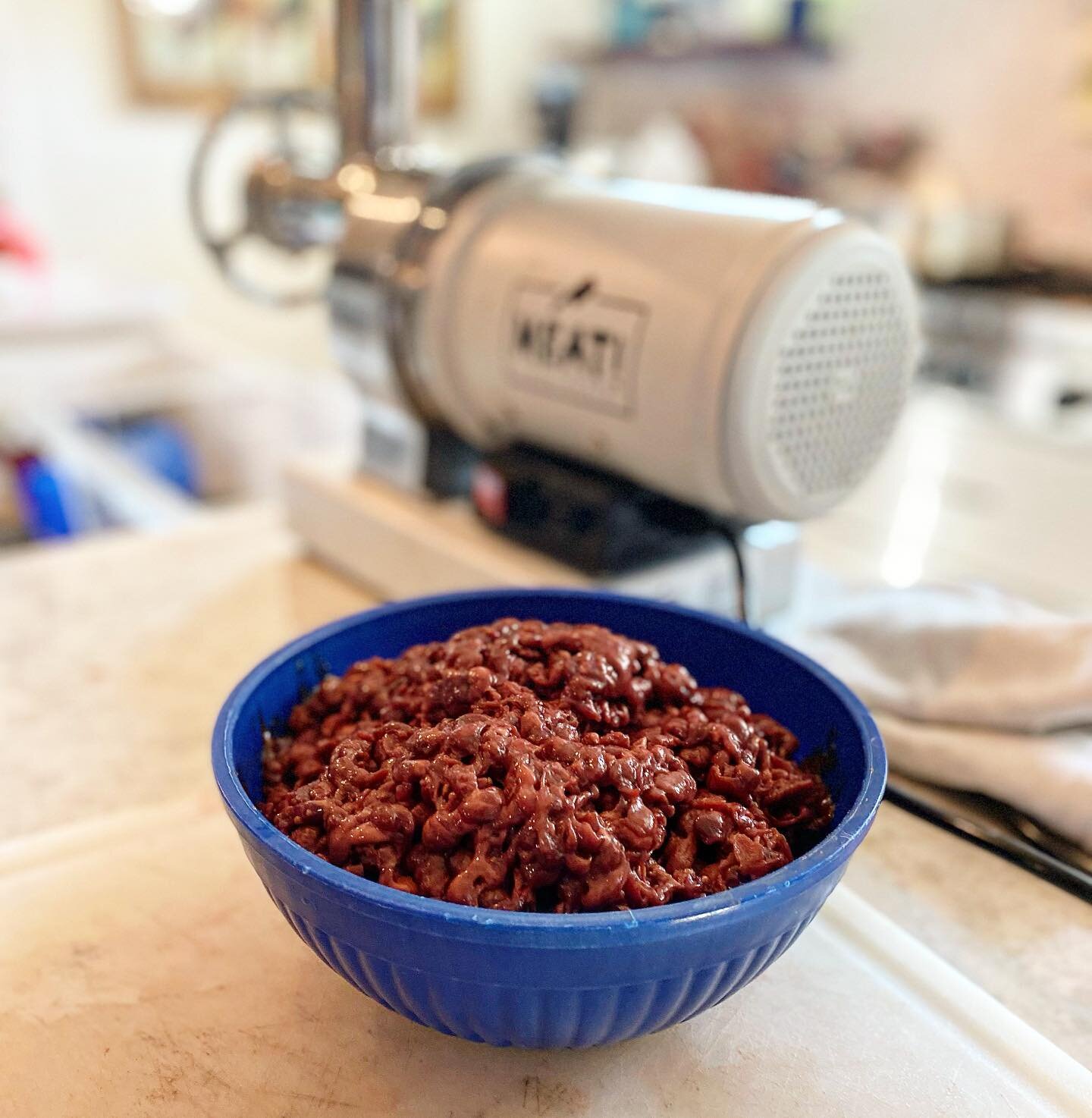 My old black lab needs some extra weight on him so I decided to take a large portion of the snow goose I packaged away along with venison trim and liver mixed with @twobrooksrice to supplement with his dry food. After a week he&rsquo;s already lookin