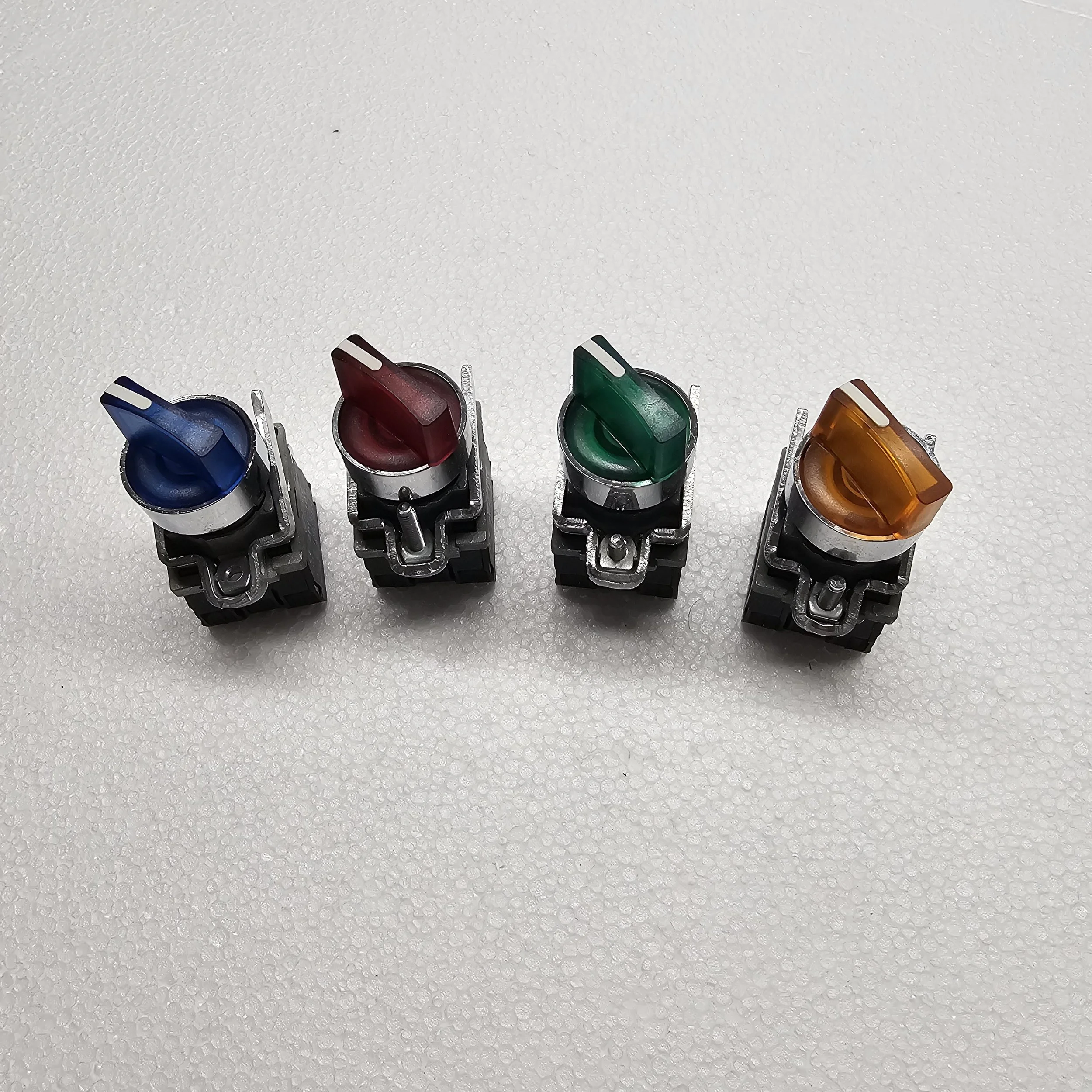 Lighted 2-Way Toggle Switch (Multiple Colors)