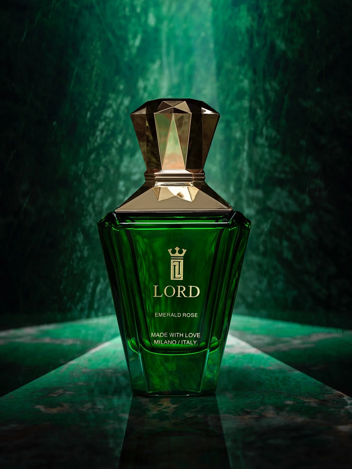New still work for @lordmilanoofficial &lsquo; Emerald Rose &lsquo; 
.
.
#stilllifephotography #productphotography 
#fragrance