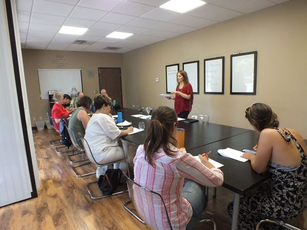 SDSC-EffectiveCommunic-EntireTableWPeople-8-20-16-001.jpeg