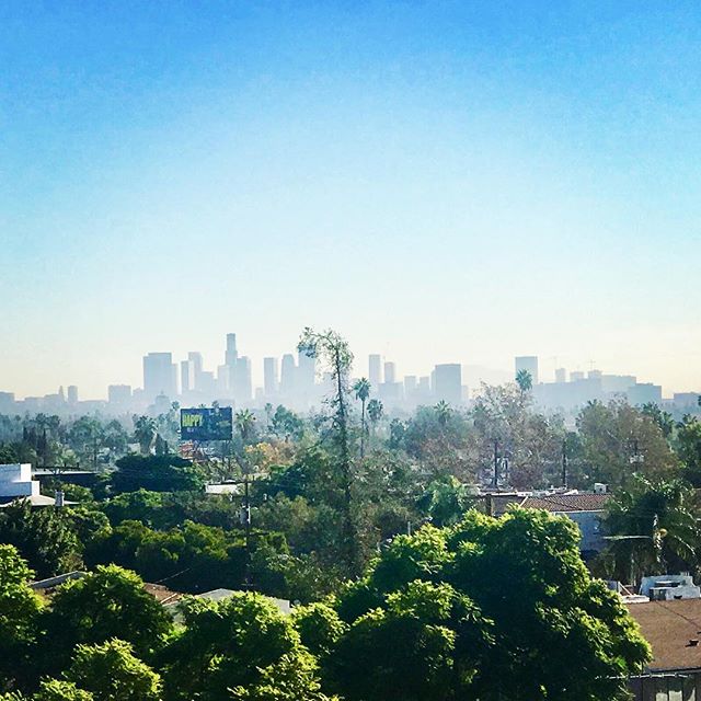 Sneak peak of views #empireatnorton #empirepropertygroup #empireatburtonway #empireatbw #empireatkings #empireatbellagio #westhollywoodapartments #westhollywood #weho #weholiving #beverlyhills
#lovebeverlyhills #beverlyhillsliving #beverlyhillsapartments #belairapartments #luxuryapartments #nyinla #realestate #developer #losangelesapartments #architecture #apartmentdesign #luxurydevelopment #residentialdesign