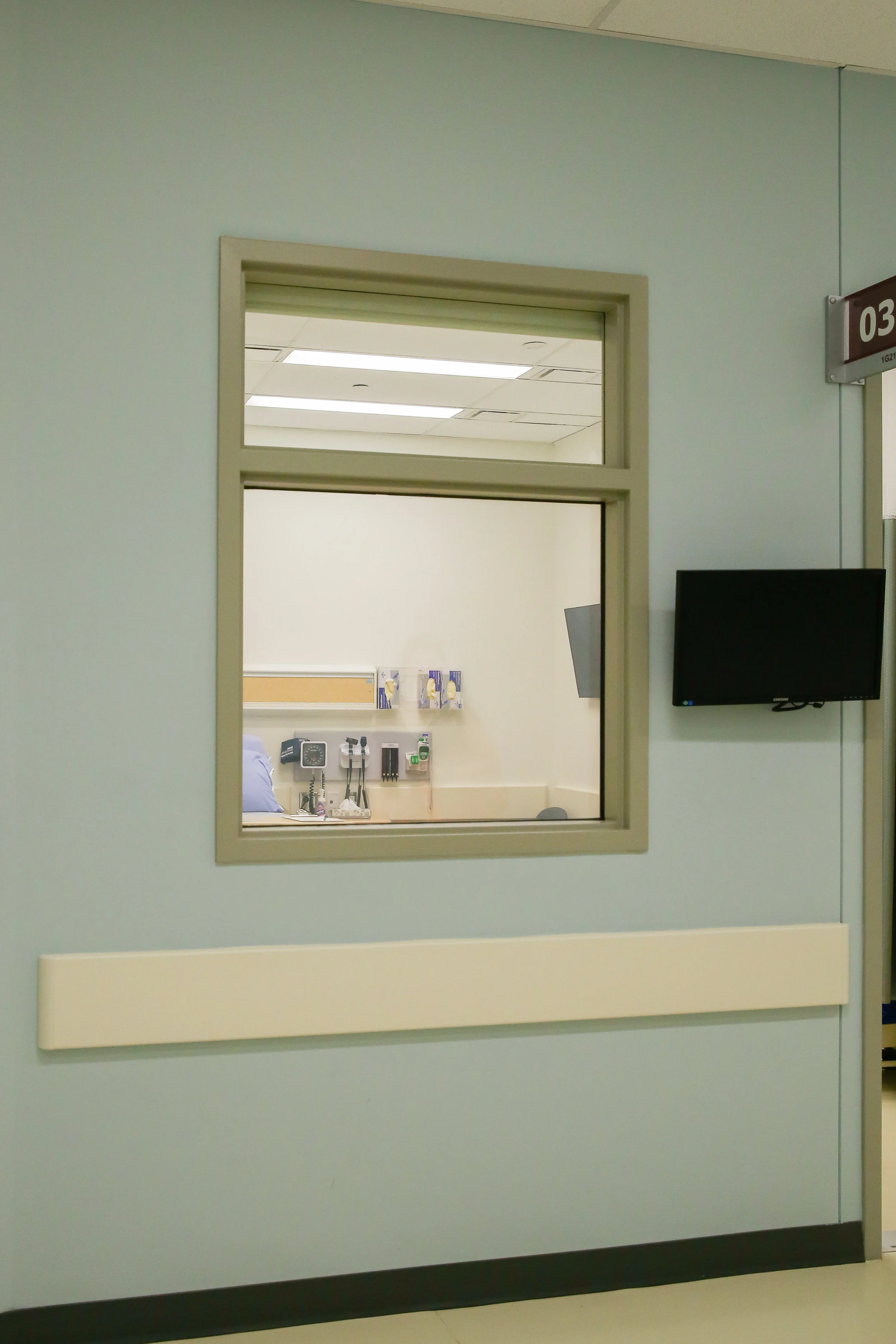 11-23 1G Viewing Window-1.JPG