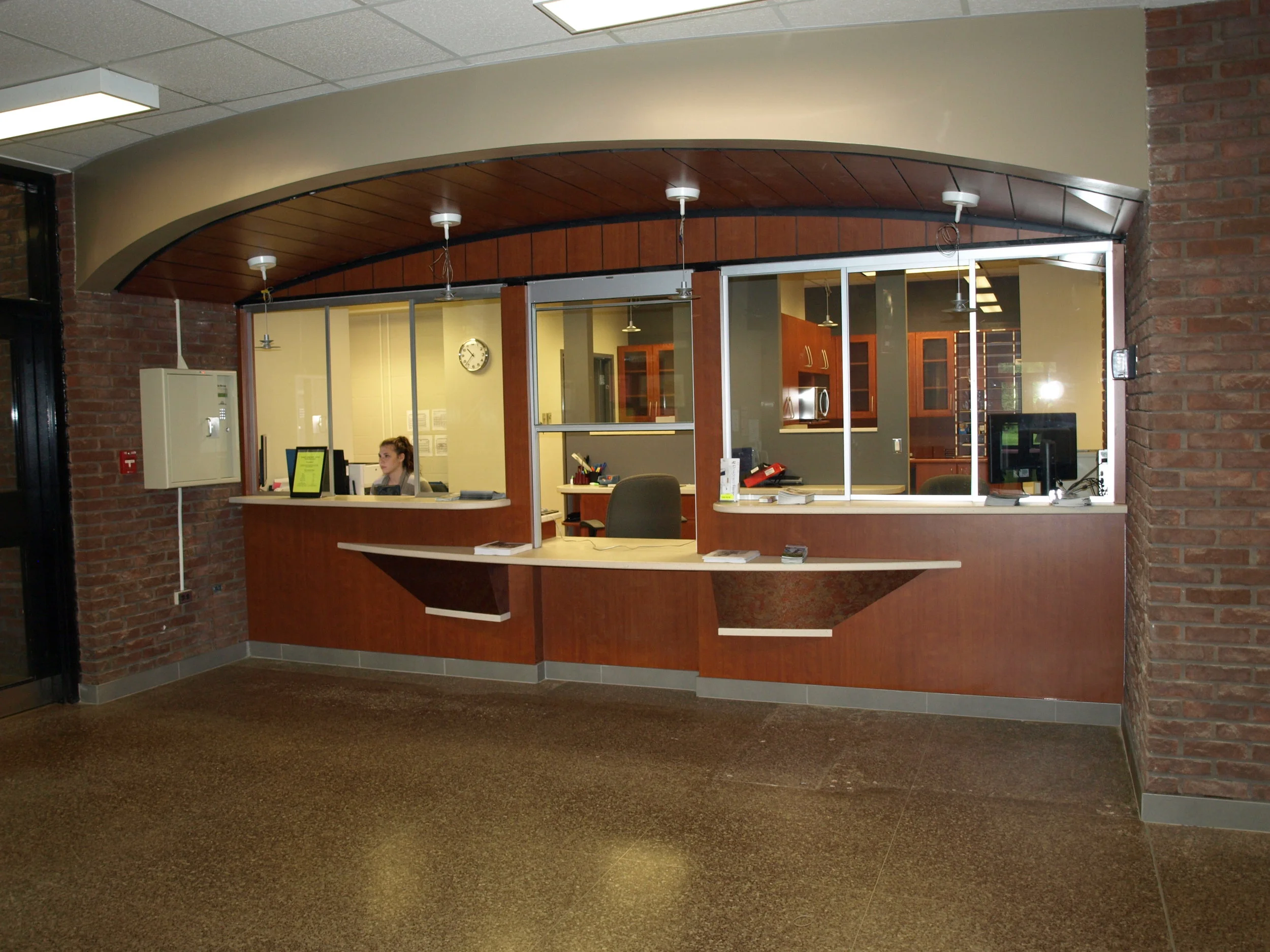 12-68 Commons Service centre  P5293740.JPG