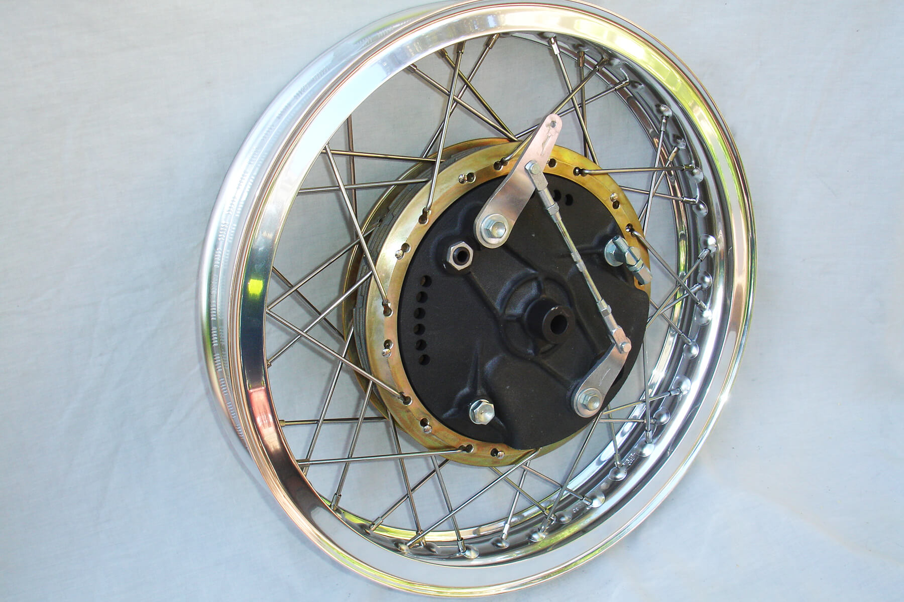 Large diameter brake drum.