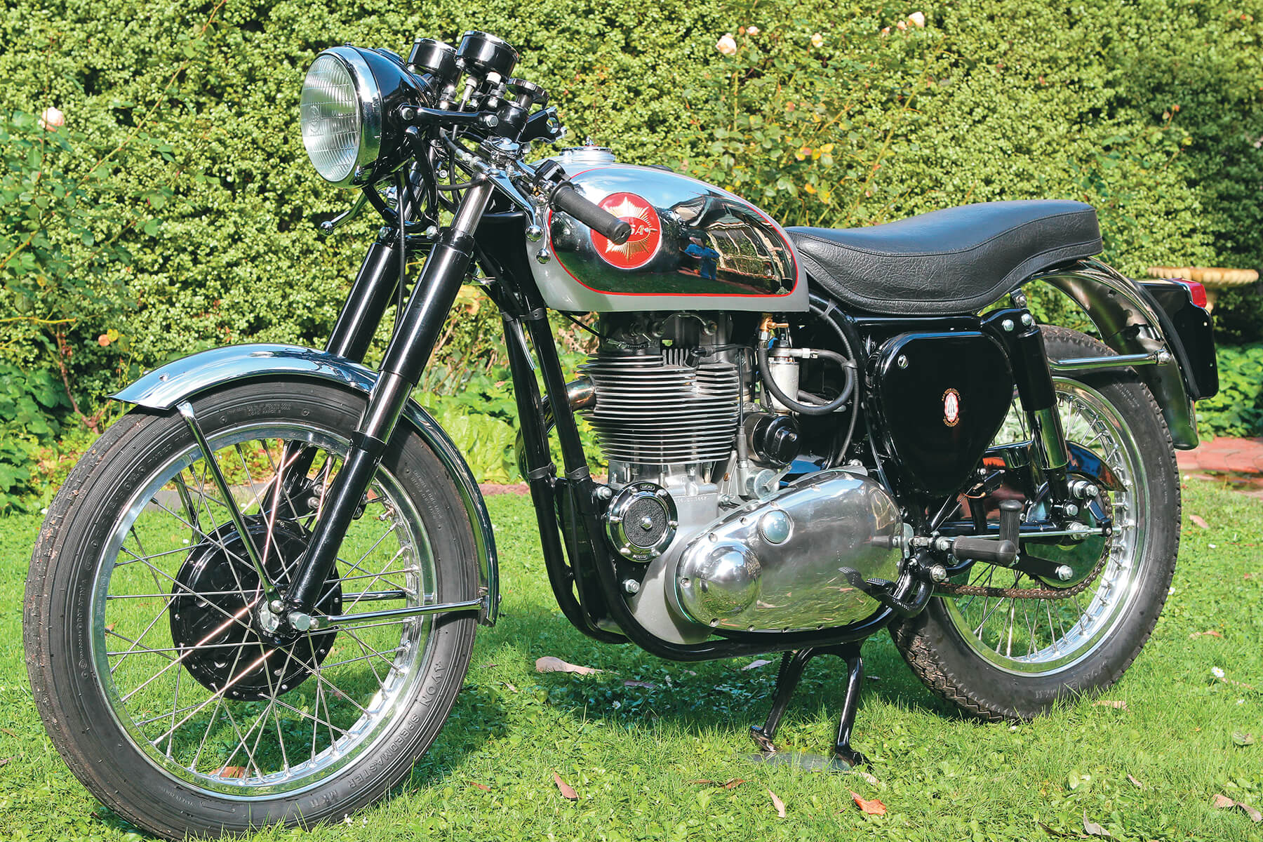 BSA's Stellar Single — Lightfoot wheels