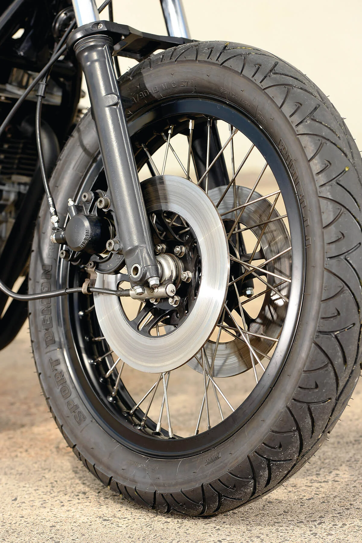 CB750