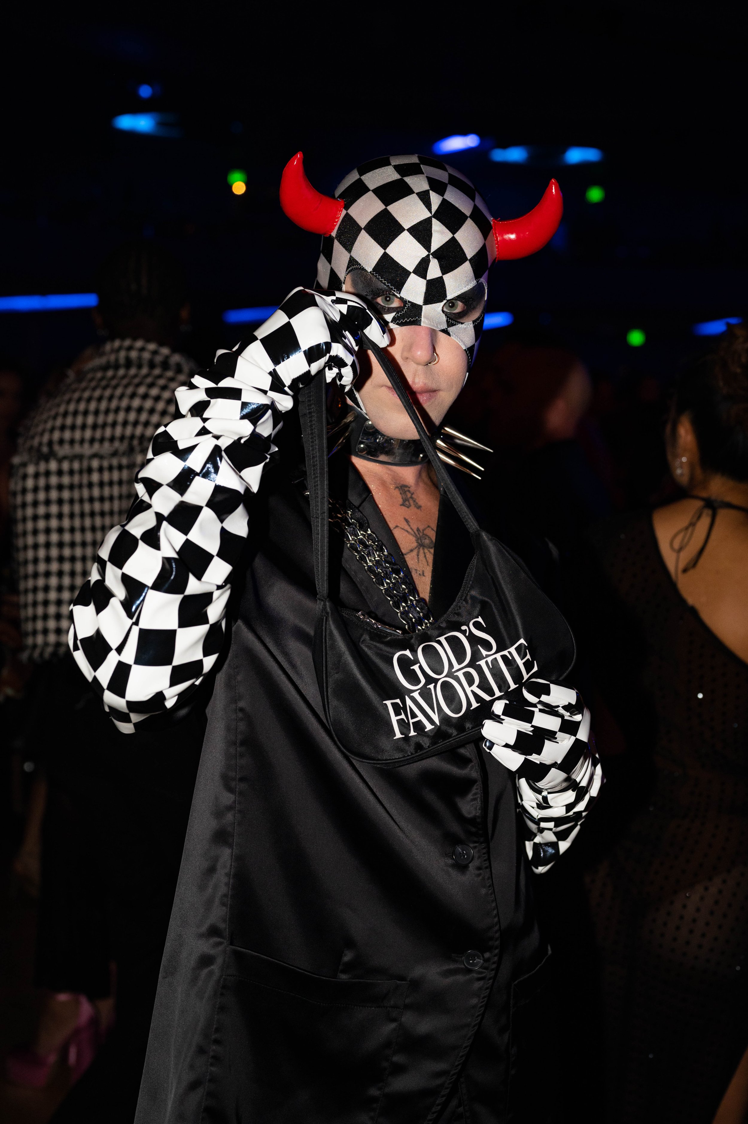 untitled-1-32.jpg