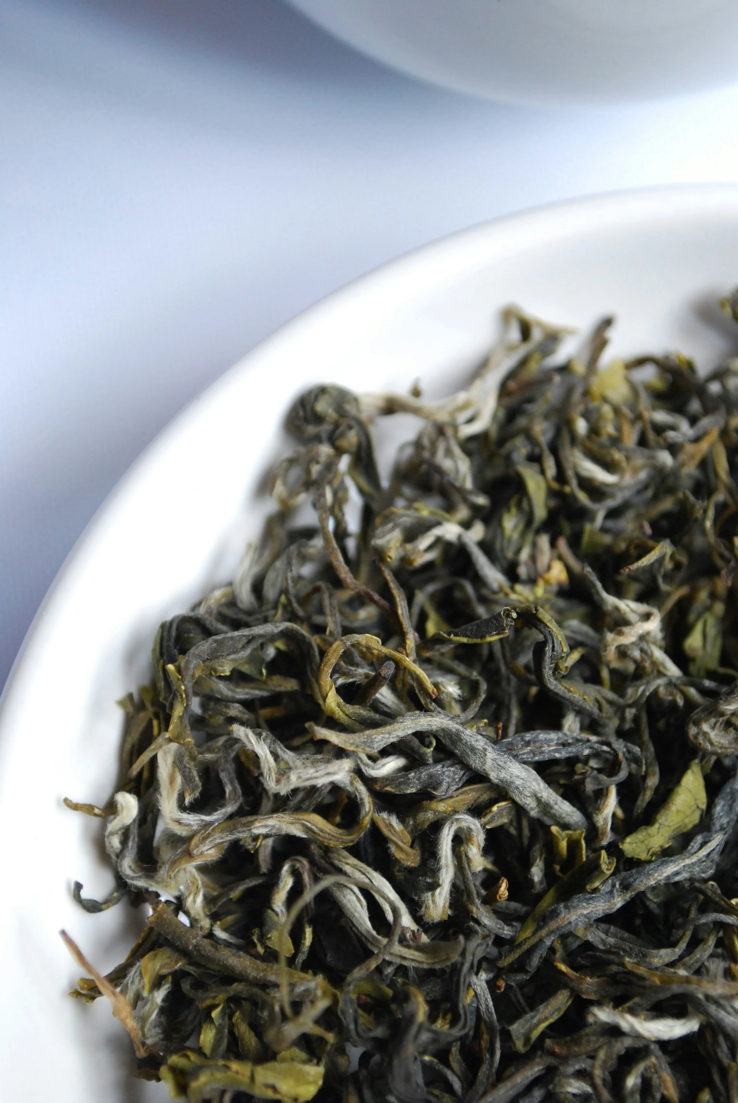 black and green tea loose leaf.jpg