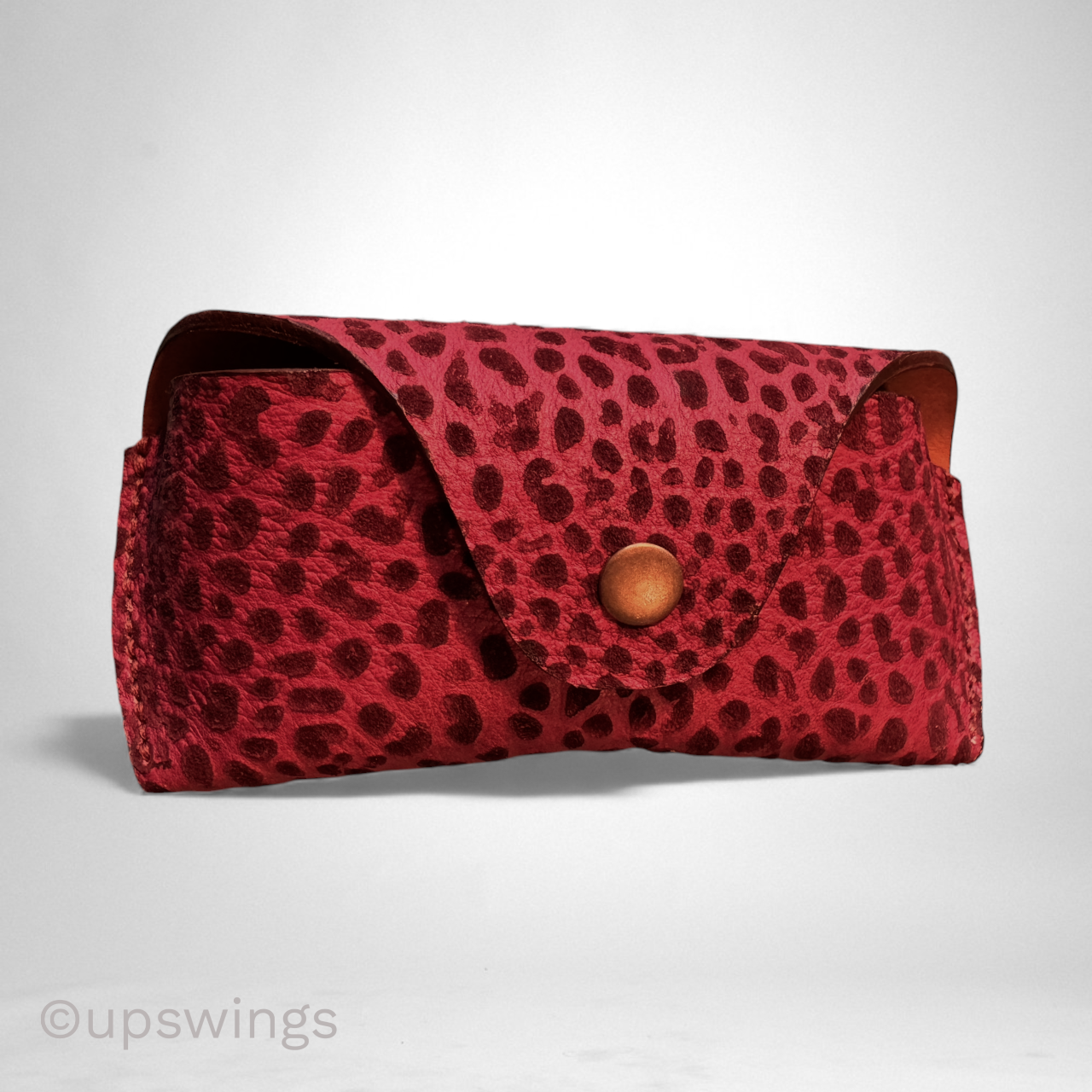 Upswings-9015-eyeglascase-red2.png