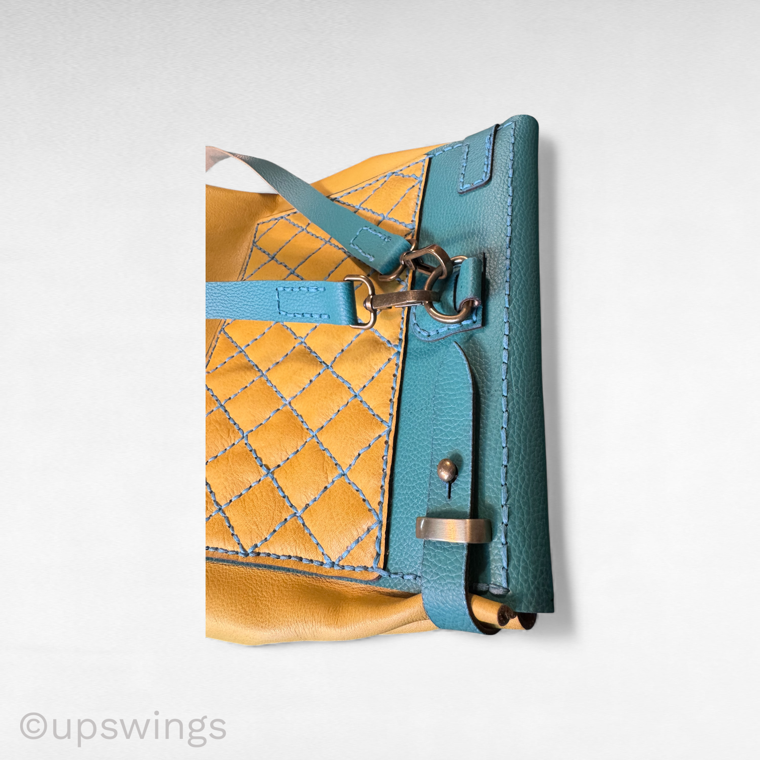 Upswings-9017-BackpackPlon-detail3.png